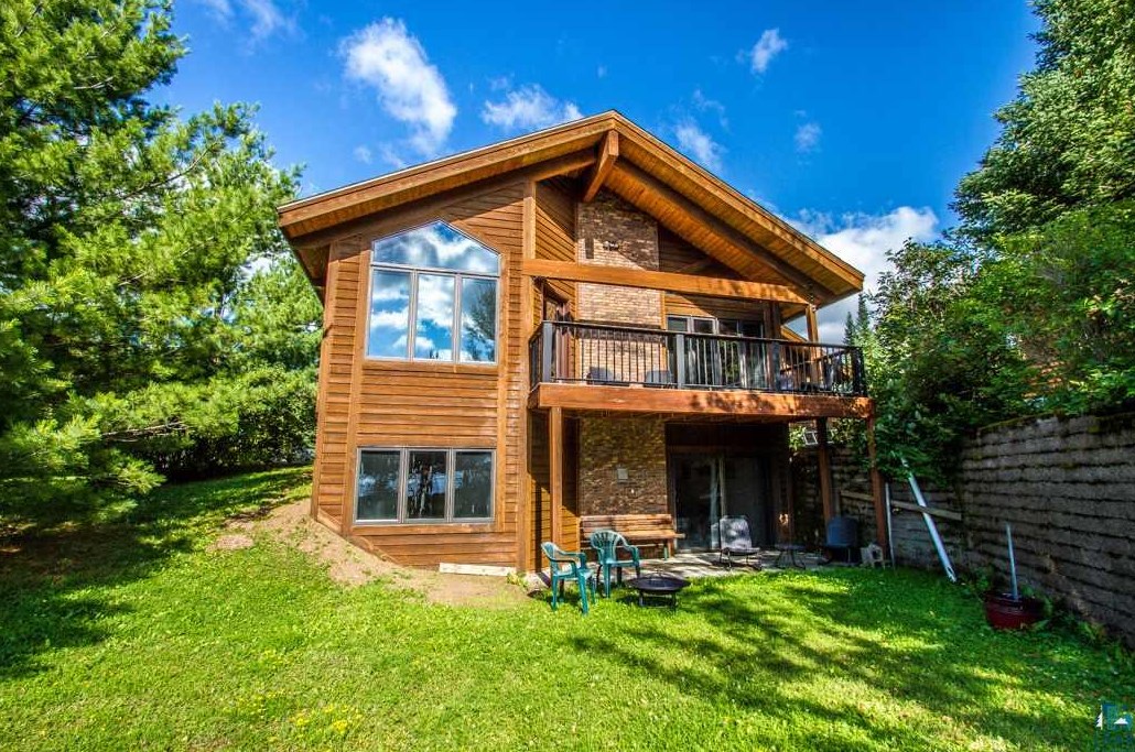 219 Fireweed Ln, Lutsen, MN 55604
