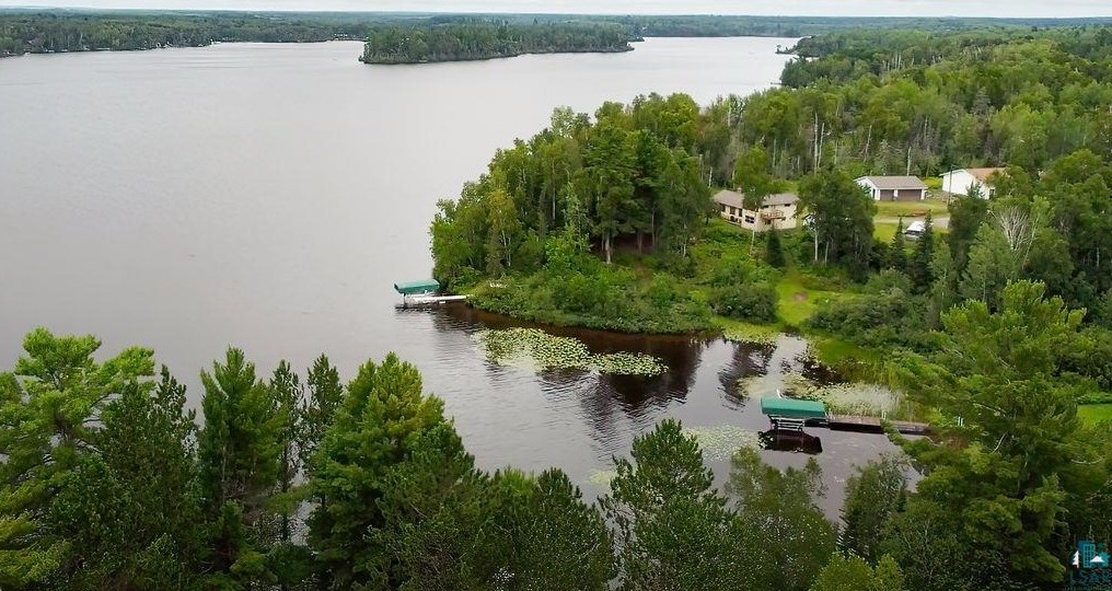 9107 Pequaywan Lake Rd, Duluth, MN 55803