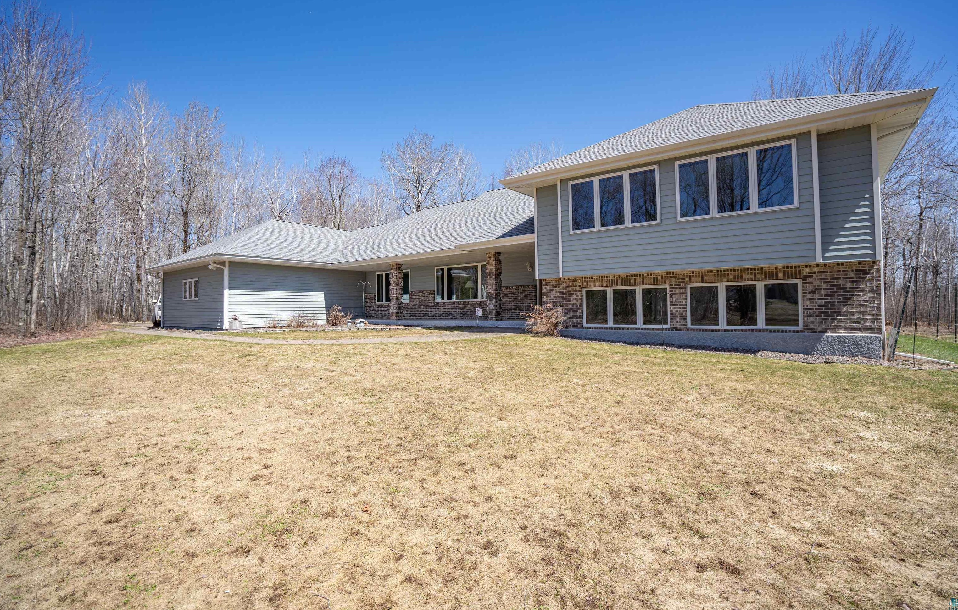 4274 Westwood Rd, Duluth, MN 55811