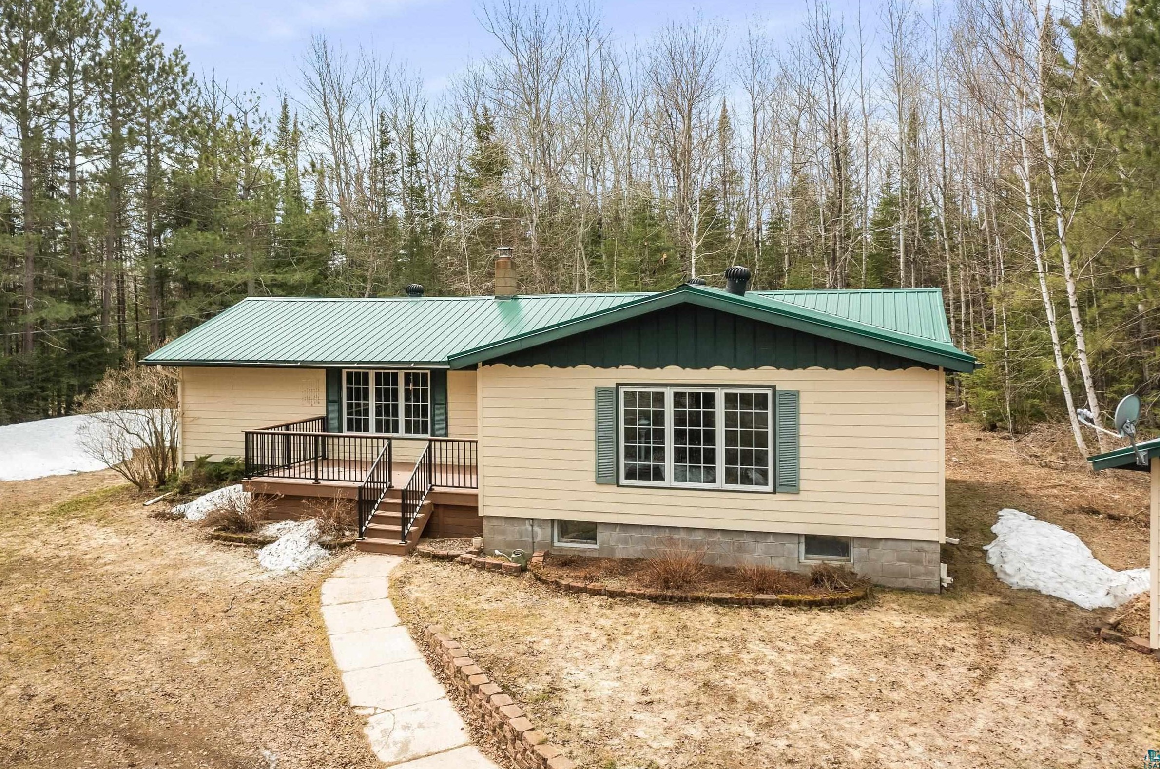 5687 Howard Gnesen Rd, Duluth, MN 55803