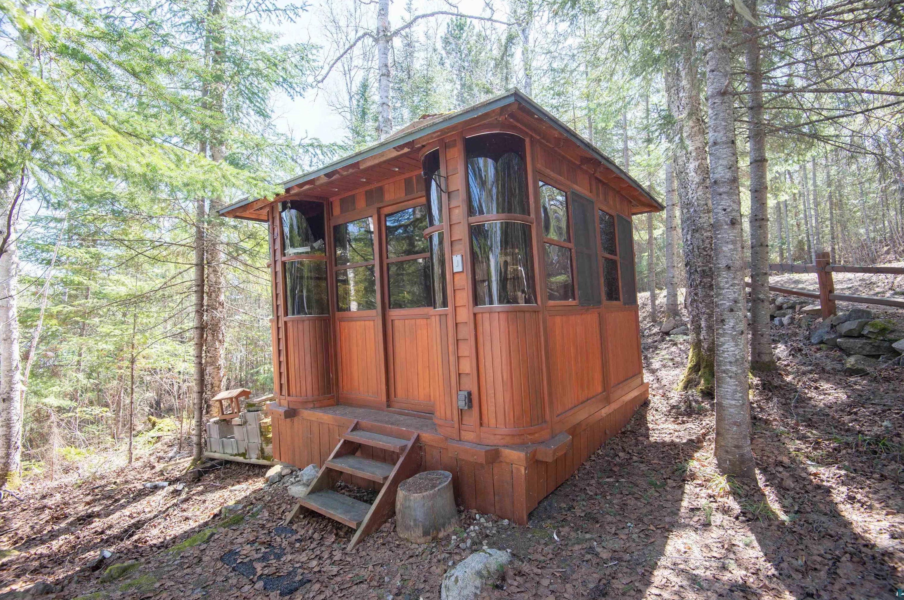 47 Birch Lake Rd, Lutsen, MN 55604