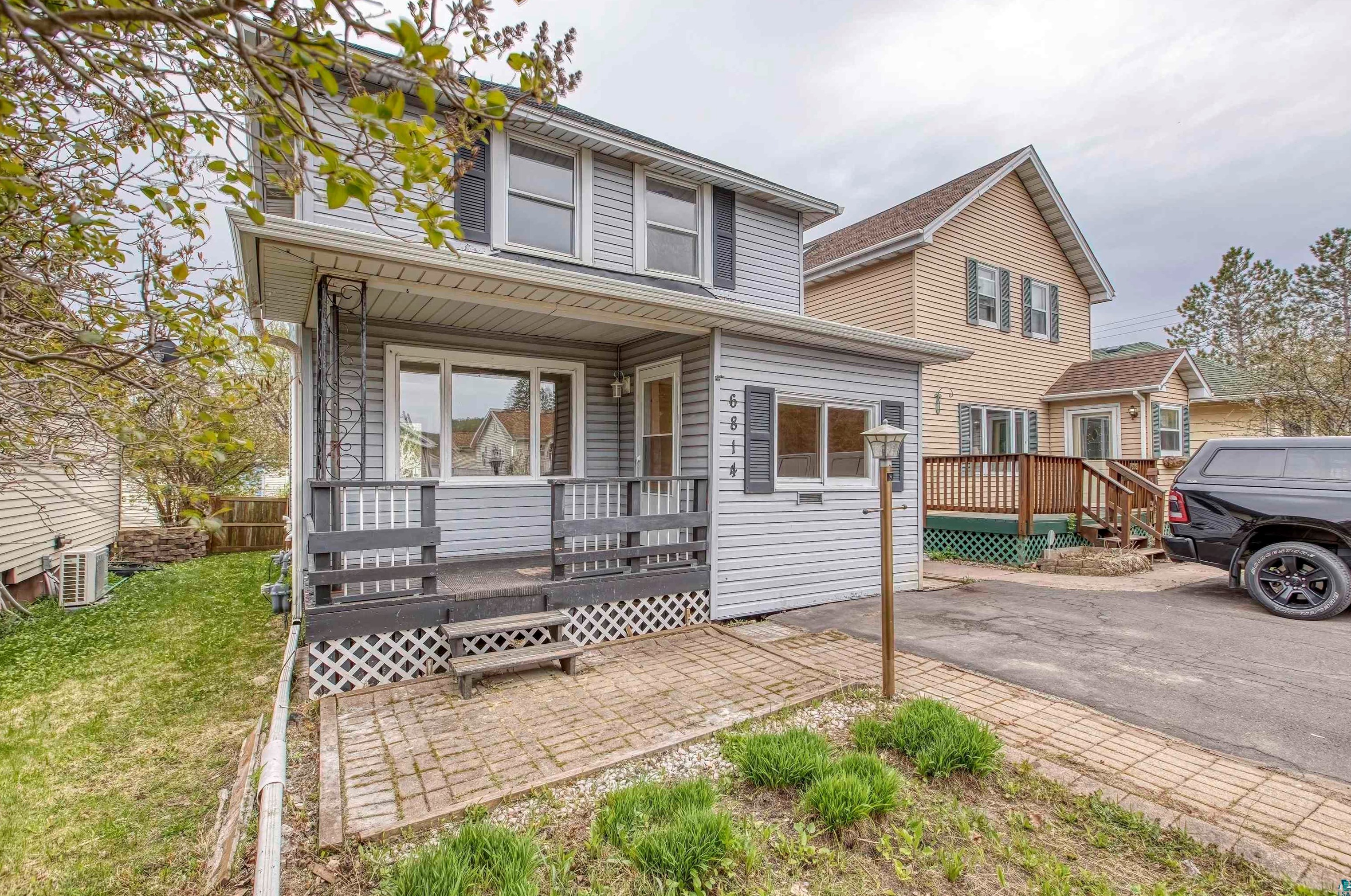 6814 Redruth St, Duluth, MN 55807