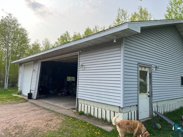 84 W Harney Rd, Esko, MN 55733