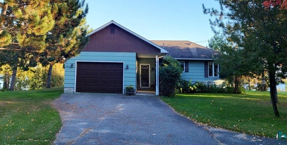 4678 Cedar Island Dr, Fayal, MN 55734