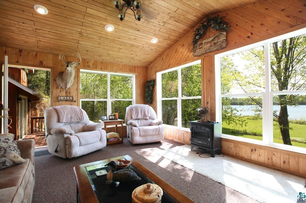 4450 Cedar Island Dr, Fayal, MN 55734