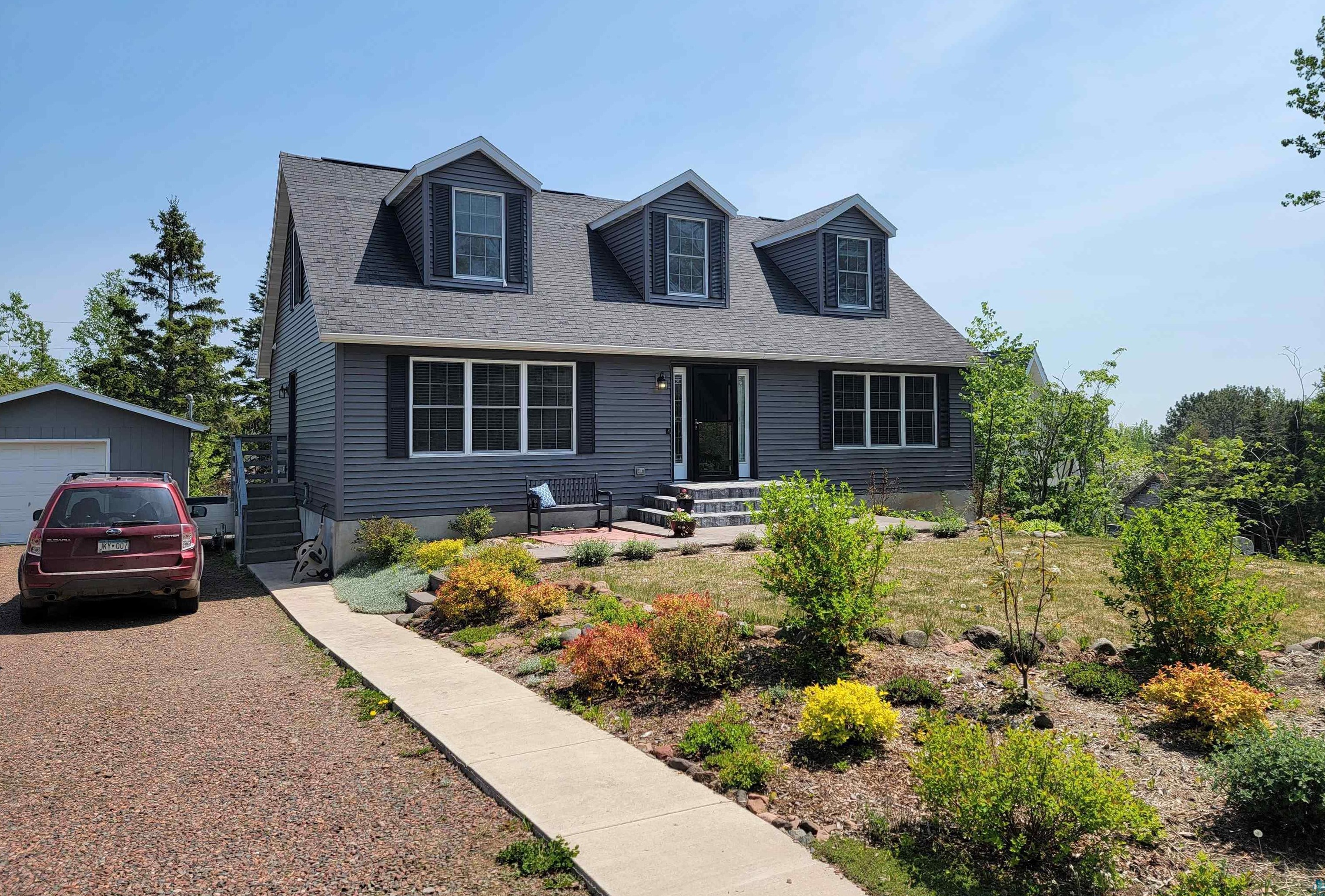 406 E 1st Ave, Lutsen, MN 55604