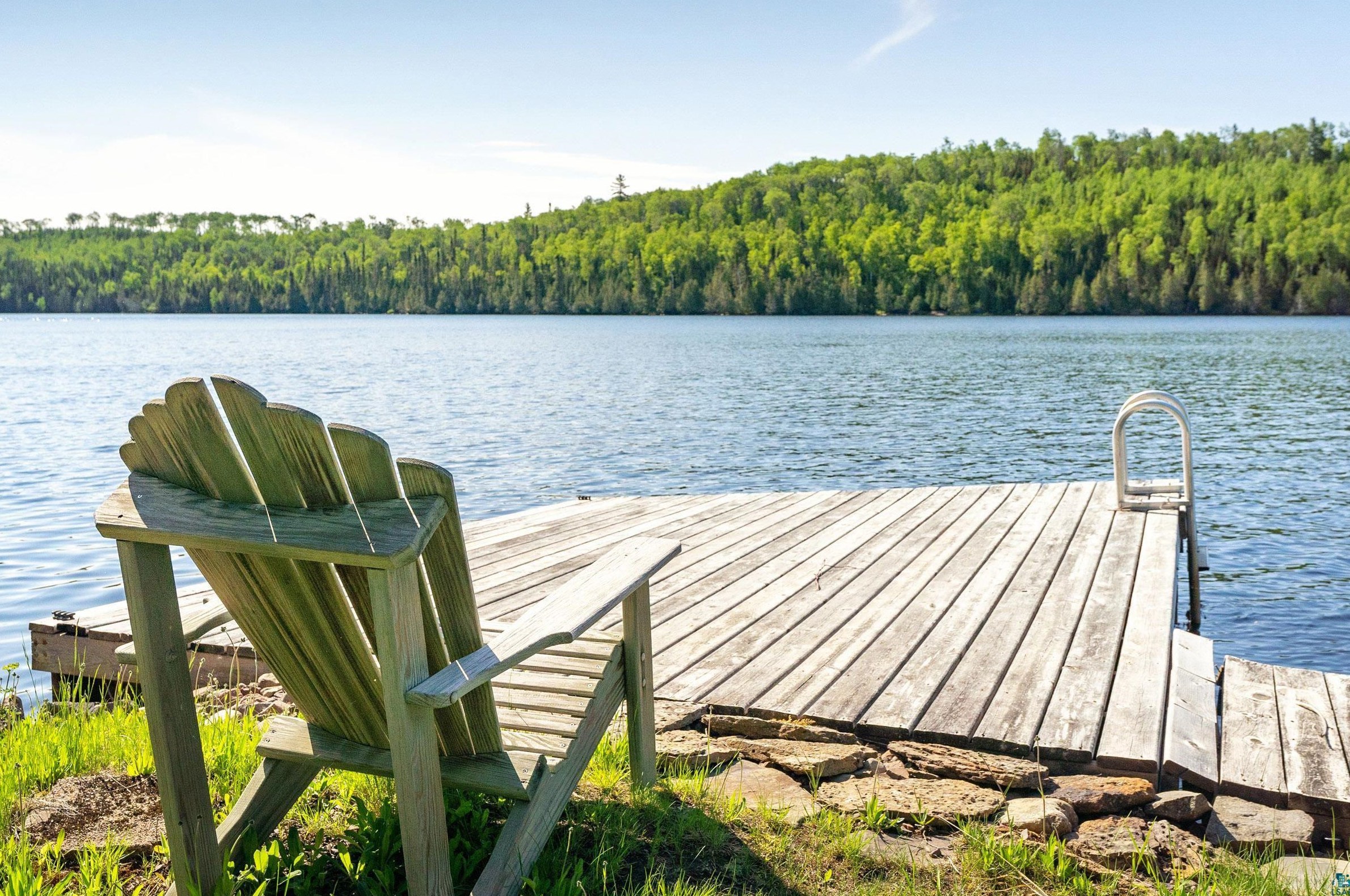 488 E Bearskin Rd, Lutsen, MN 55604