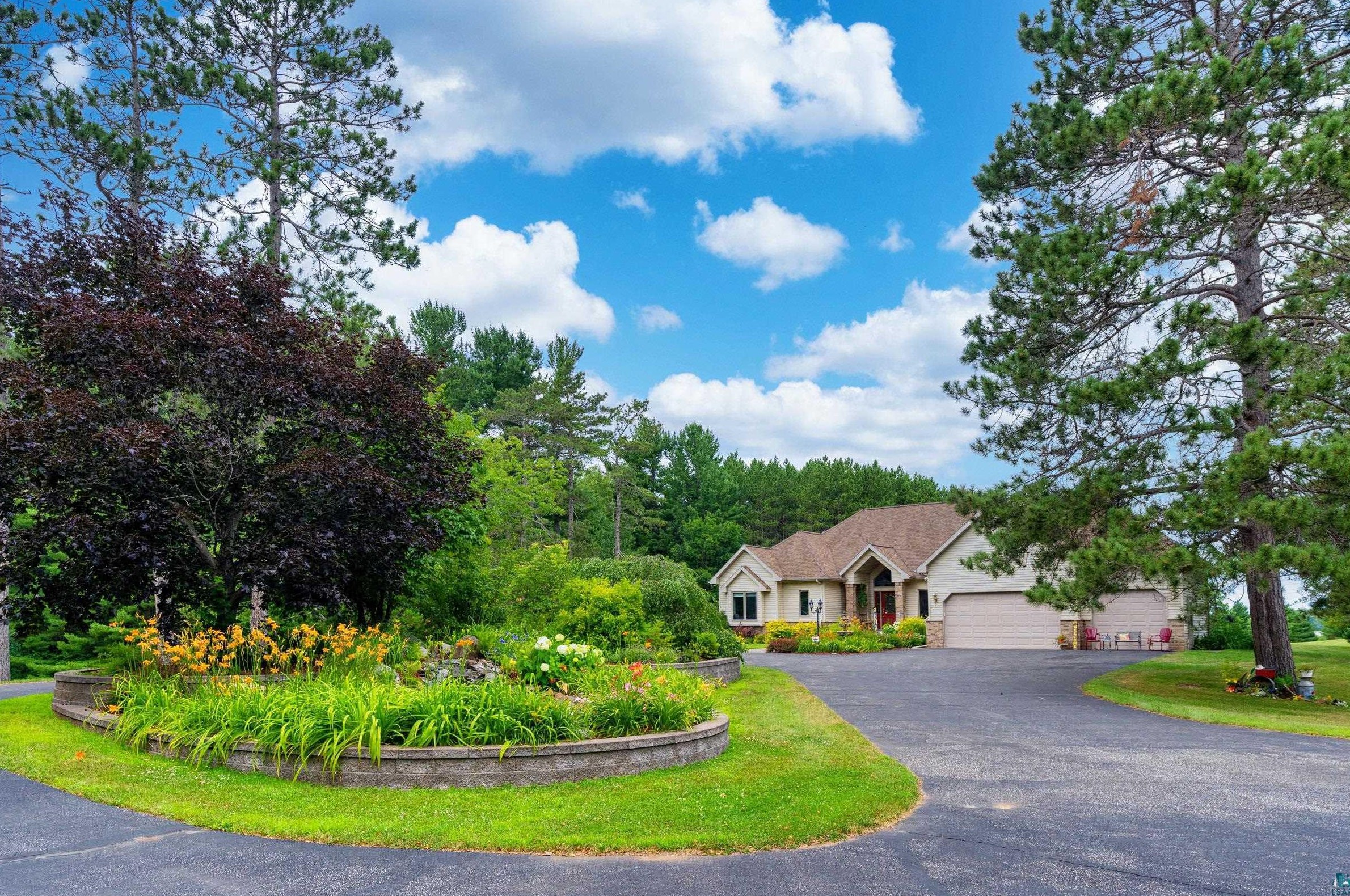 1671 County Rd 4, Carlton, MN 55718