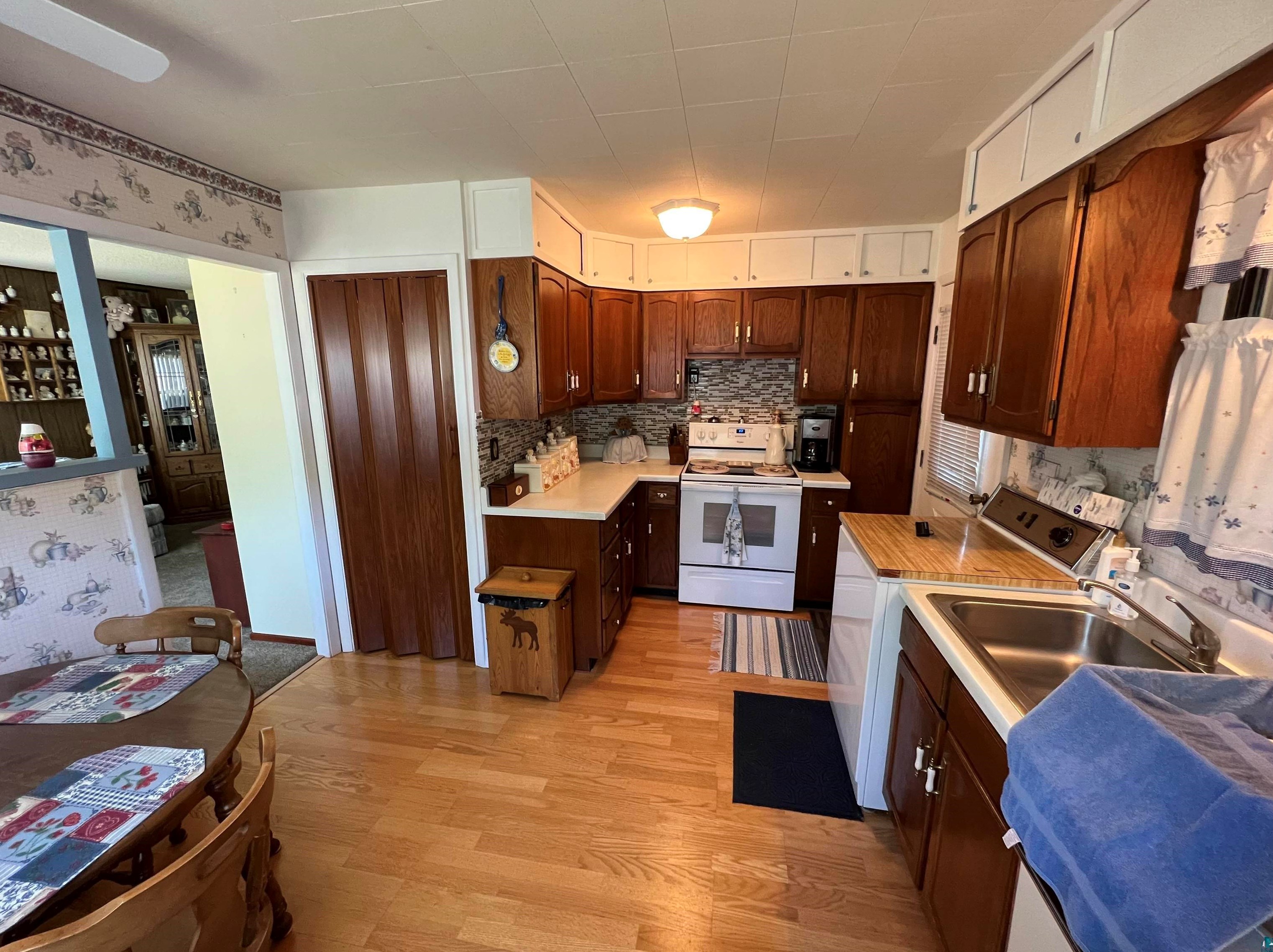 57 Burk Dr, Silver Bay, MN 55614