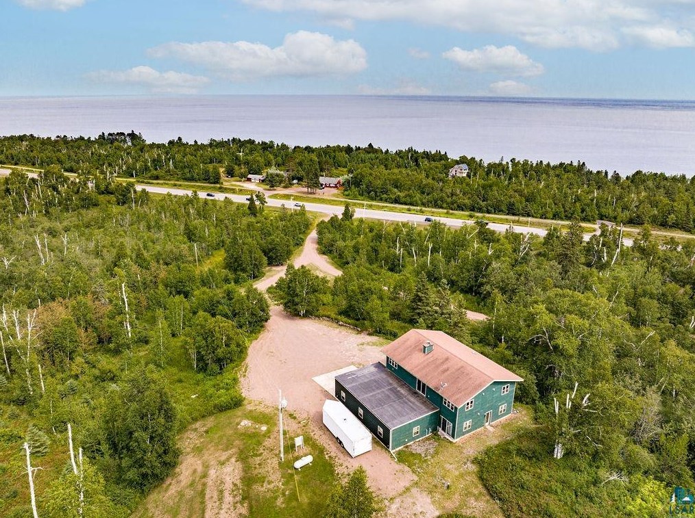 3319 Highway 61, Two Harbors, MN 55616-2011