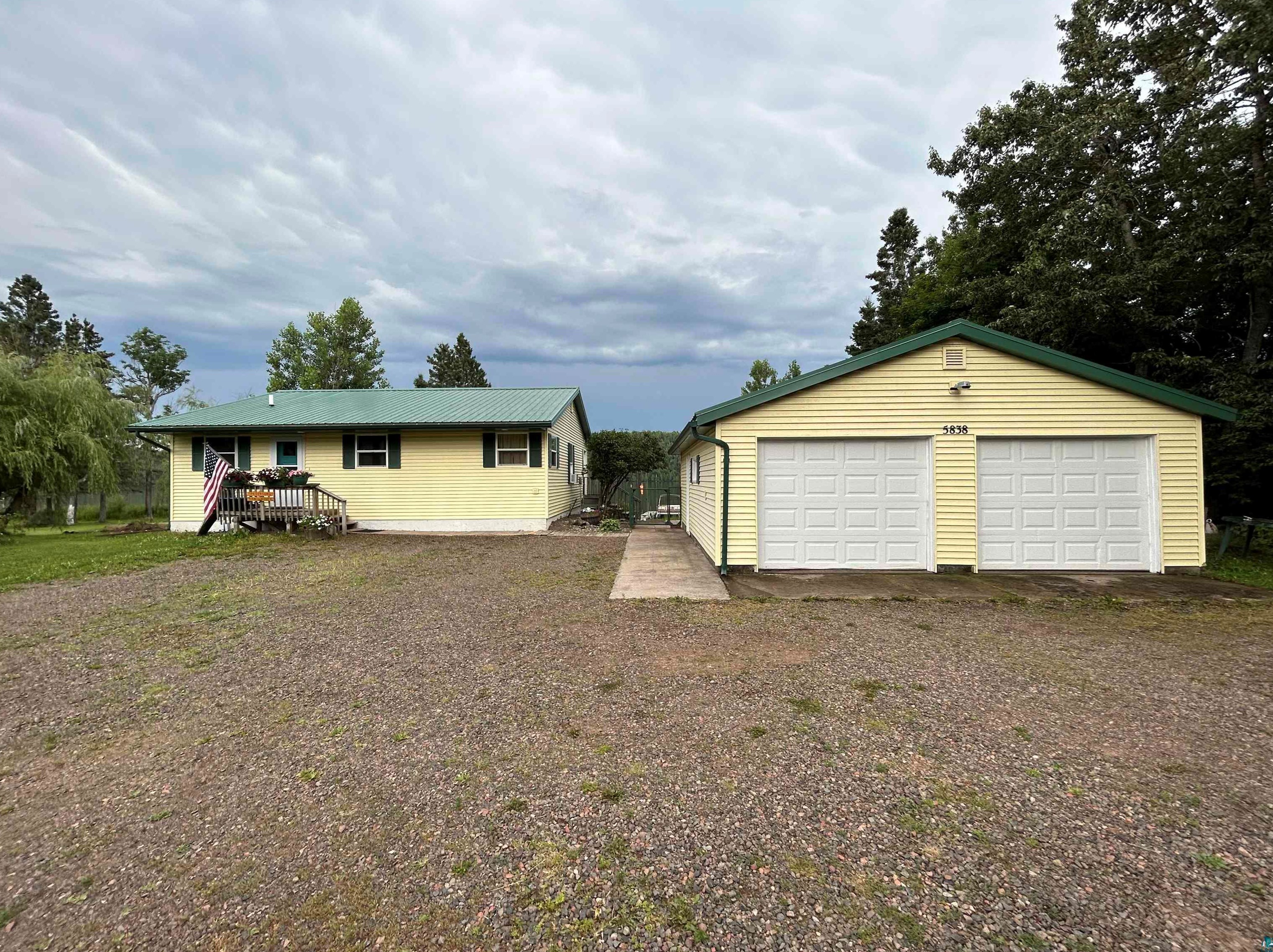 5838 Lax Lake Rd, Silver Bay, MN 55614