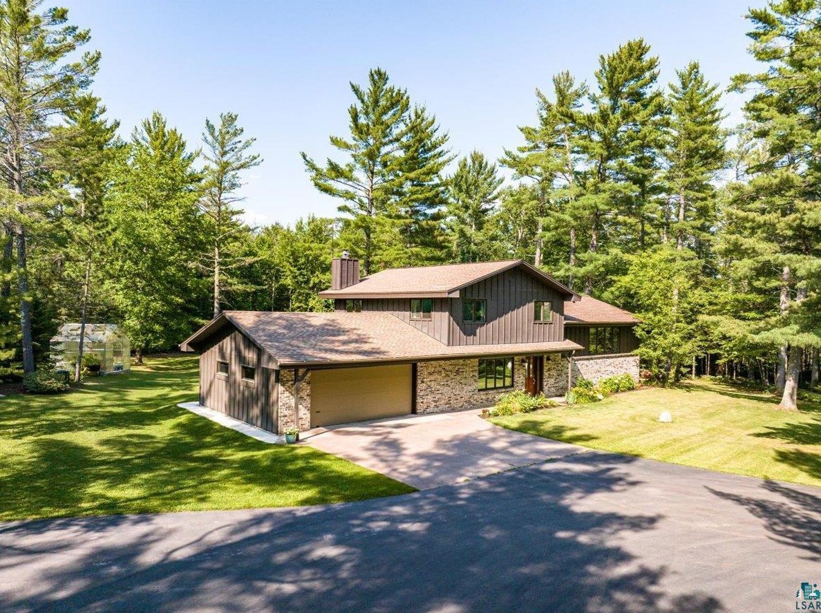 1351 Press Camp Rd, Two Harbors, MN 55616-4034