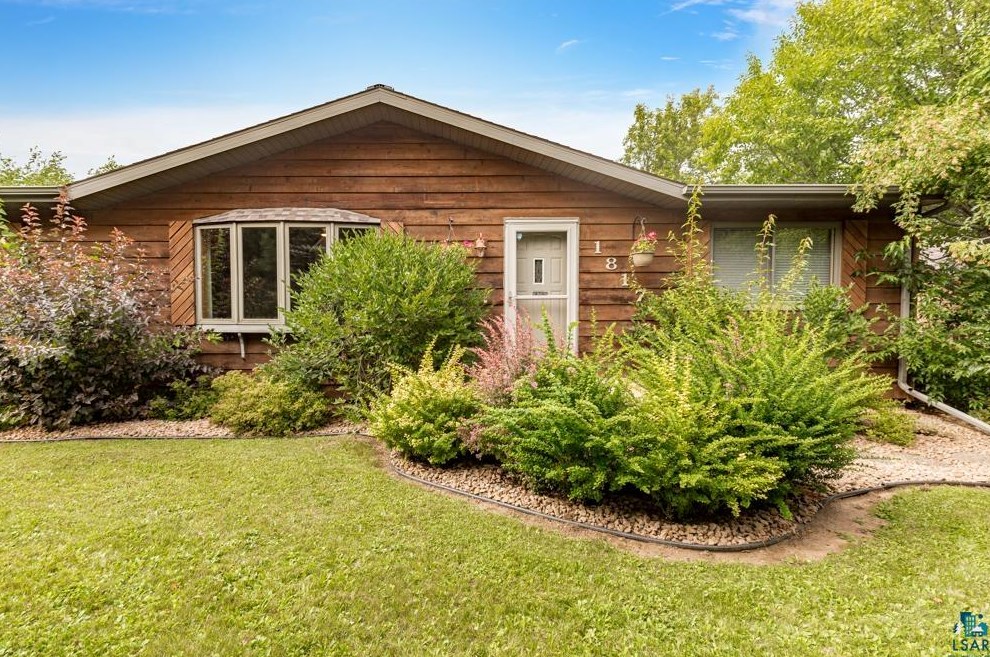 1817 W Chub Lake Rd, Carlton, MN 55718