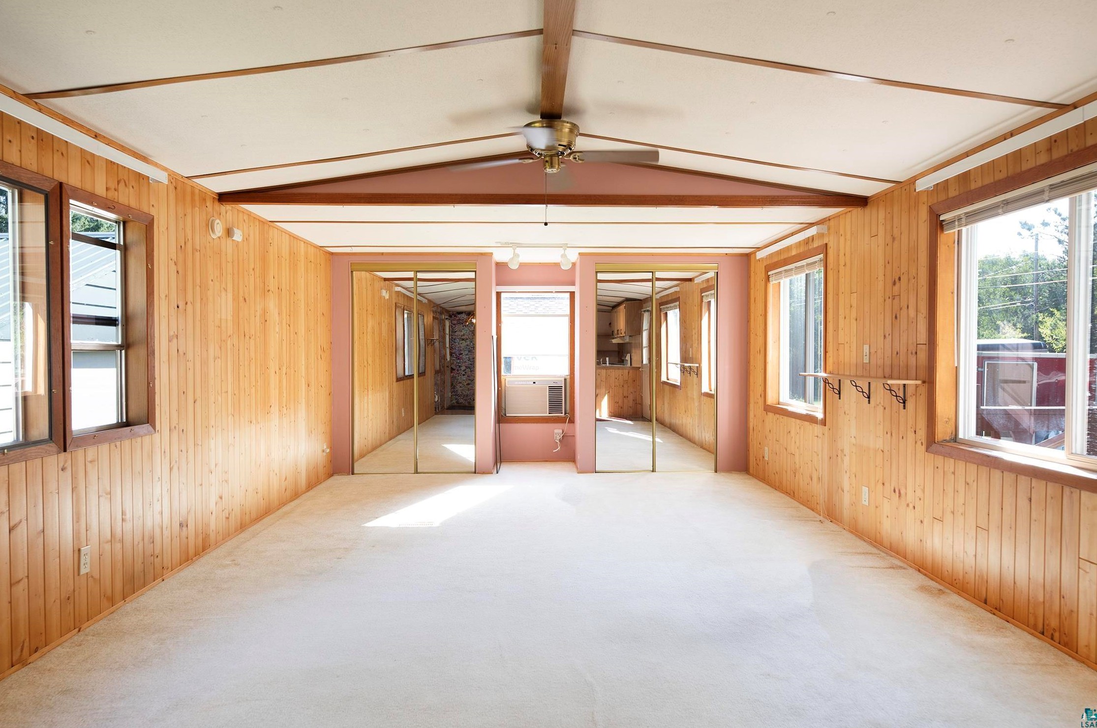 4331 W Calvary Rd, Duluth, MN 55803