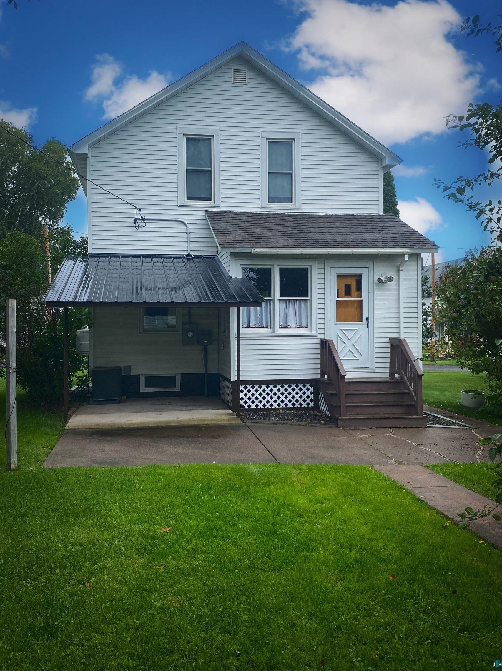512 14th Ave, Lac Du Flambeau Reservation, WI 54806-2150