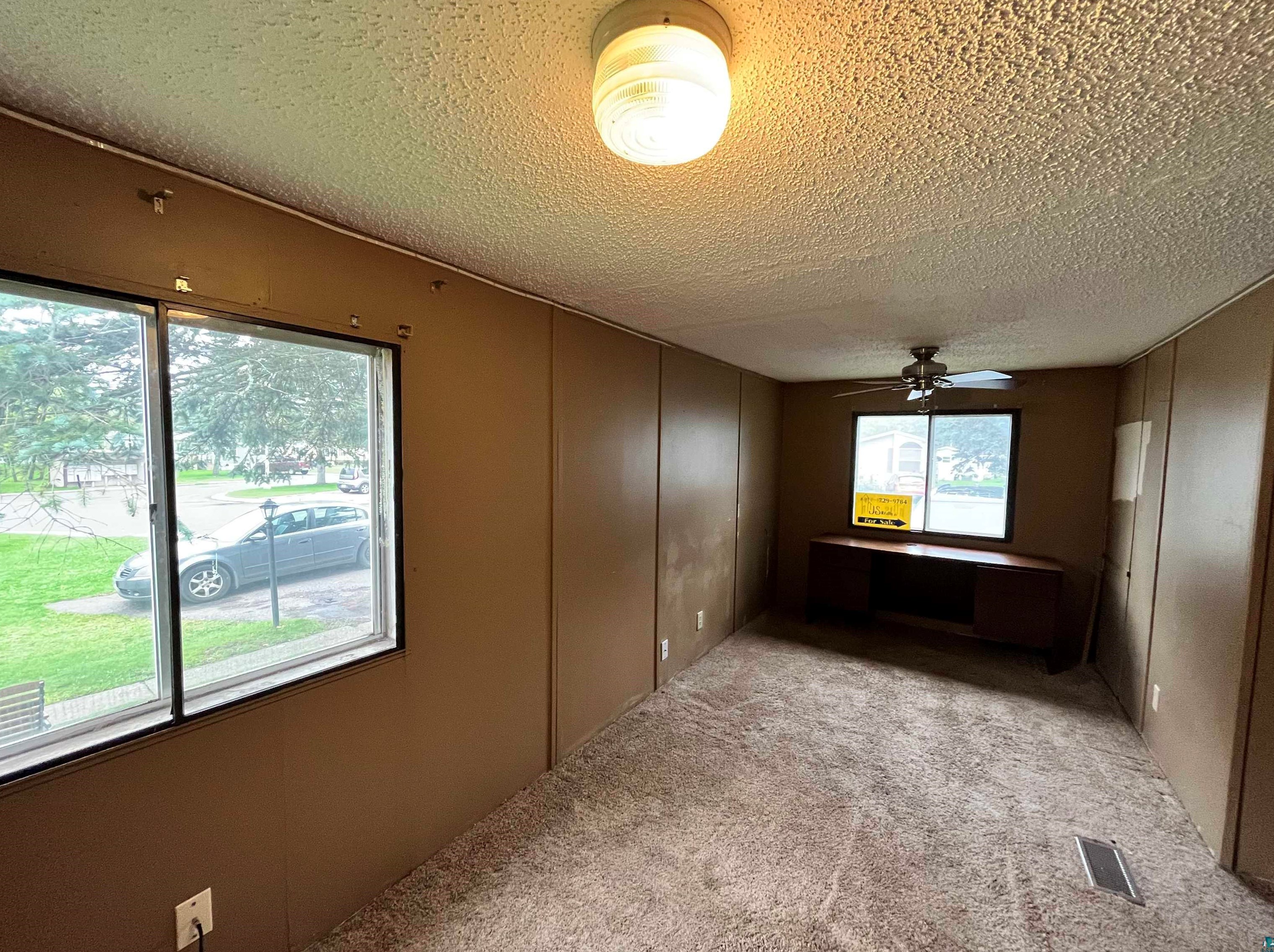 26 Korda Dr, Duluth, MN 55808