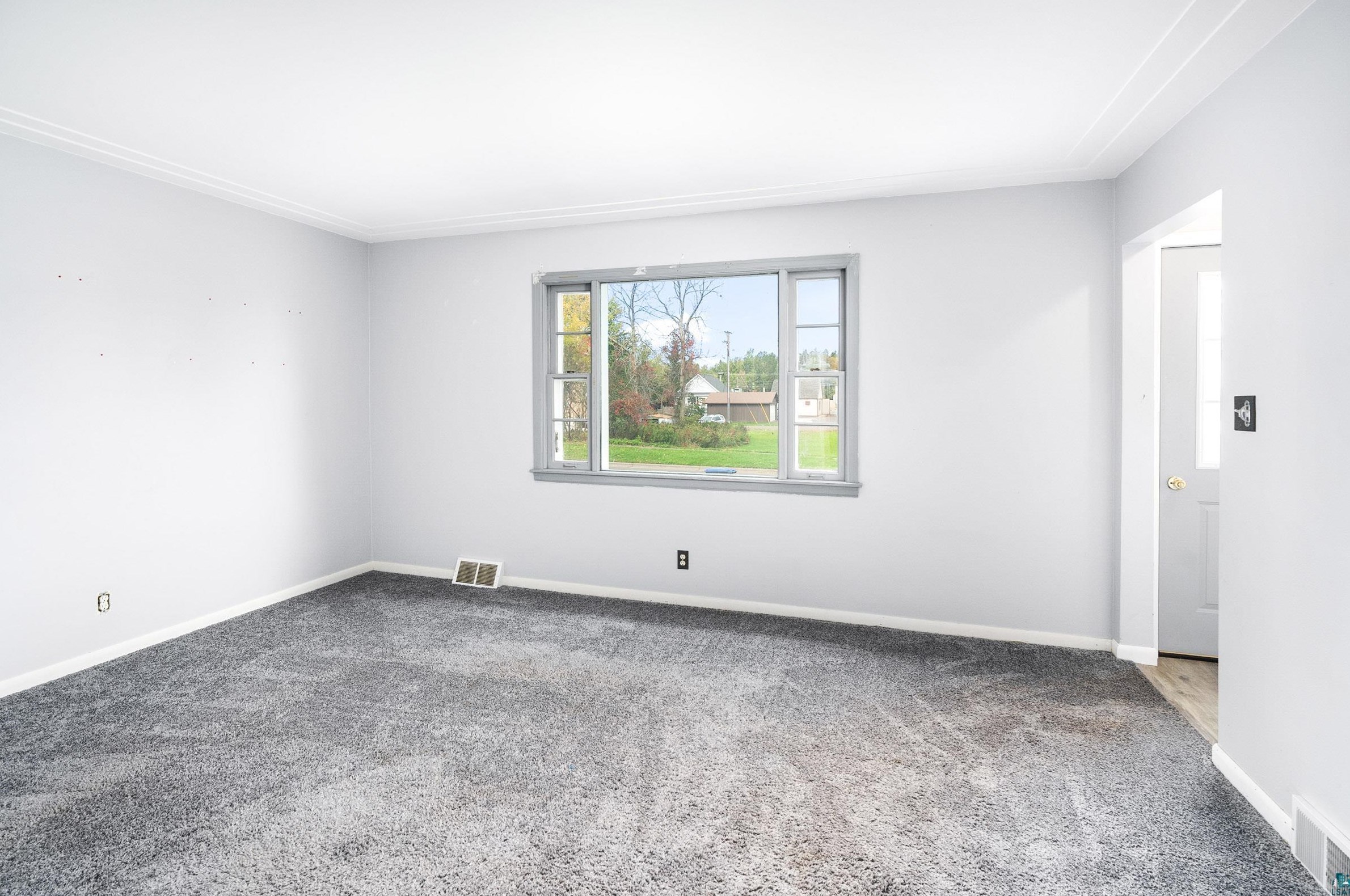 16 W Palm St, Duluth, MN 55811
