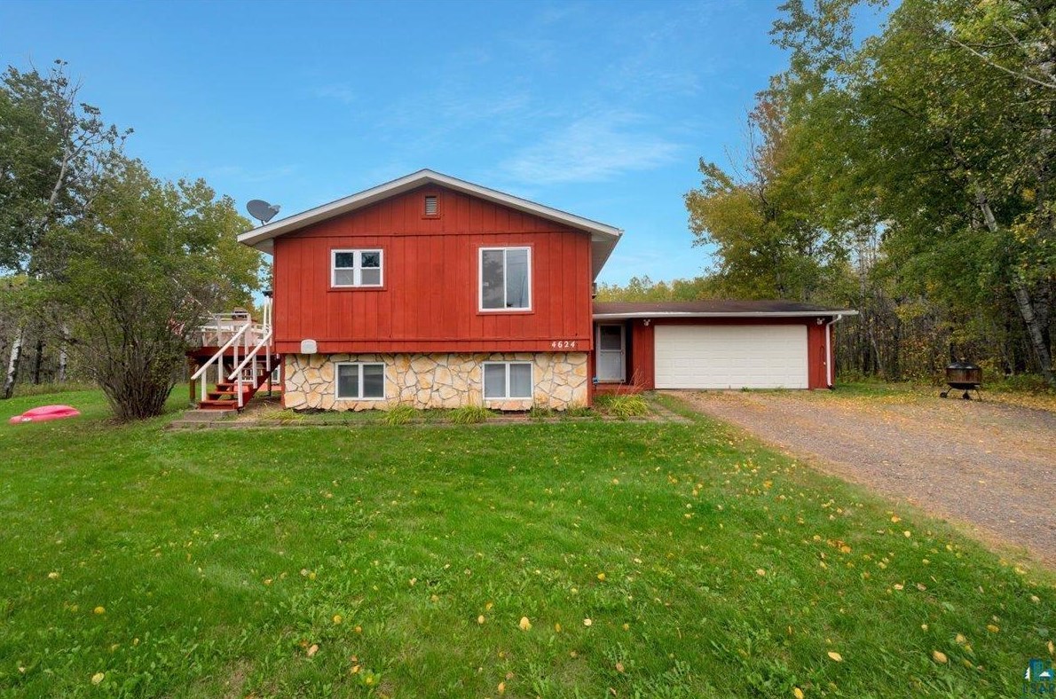 4624 Caribou Lake Rd, Duluth, MN 55811