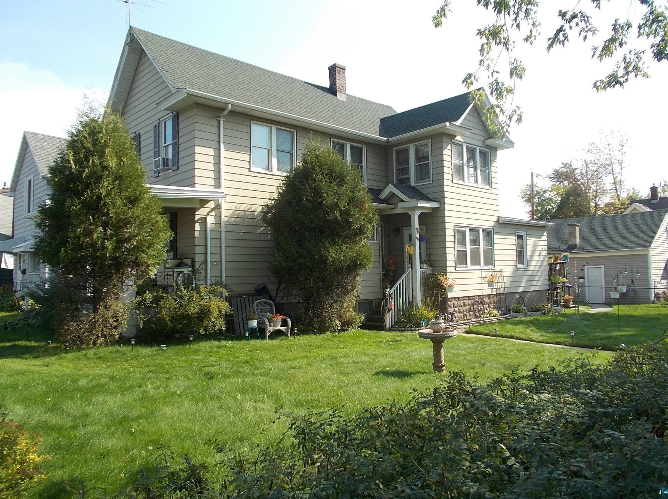4132 W 5th St W, Duluth, MN 55807