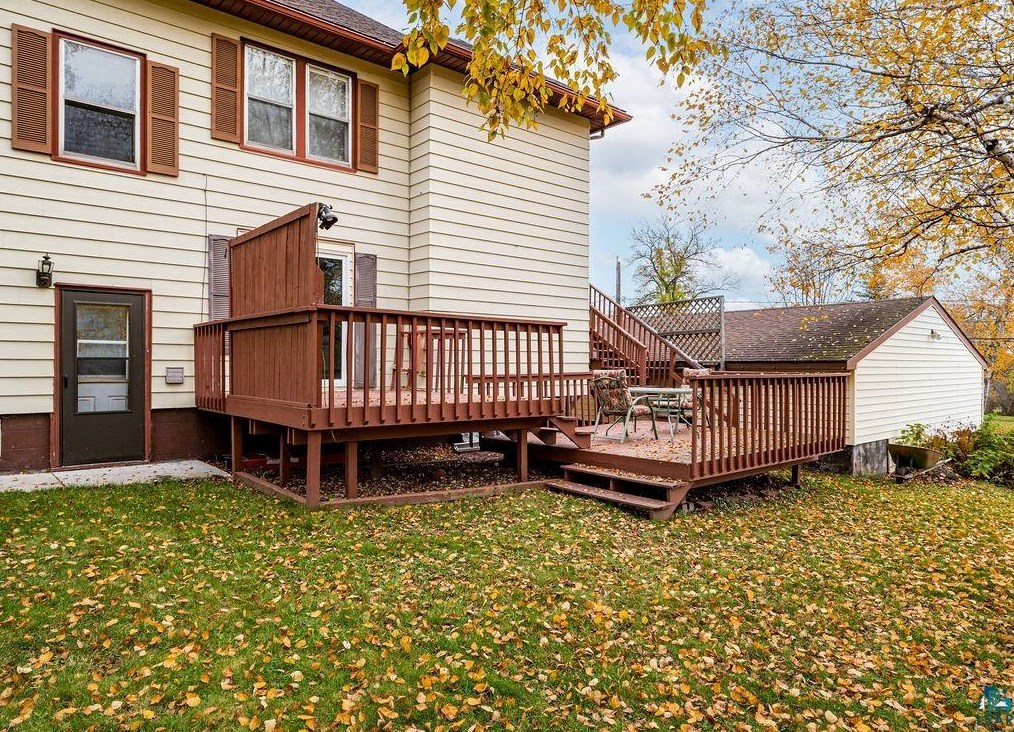 1120 102nd Ave W, Duluth, MN 55808