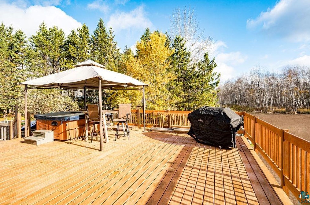 6269 Old Miller Trunk Hwy, Grand Lake, MN 55779