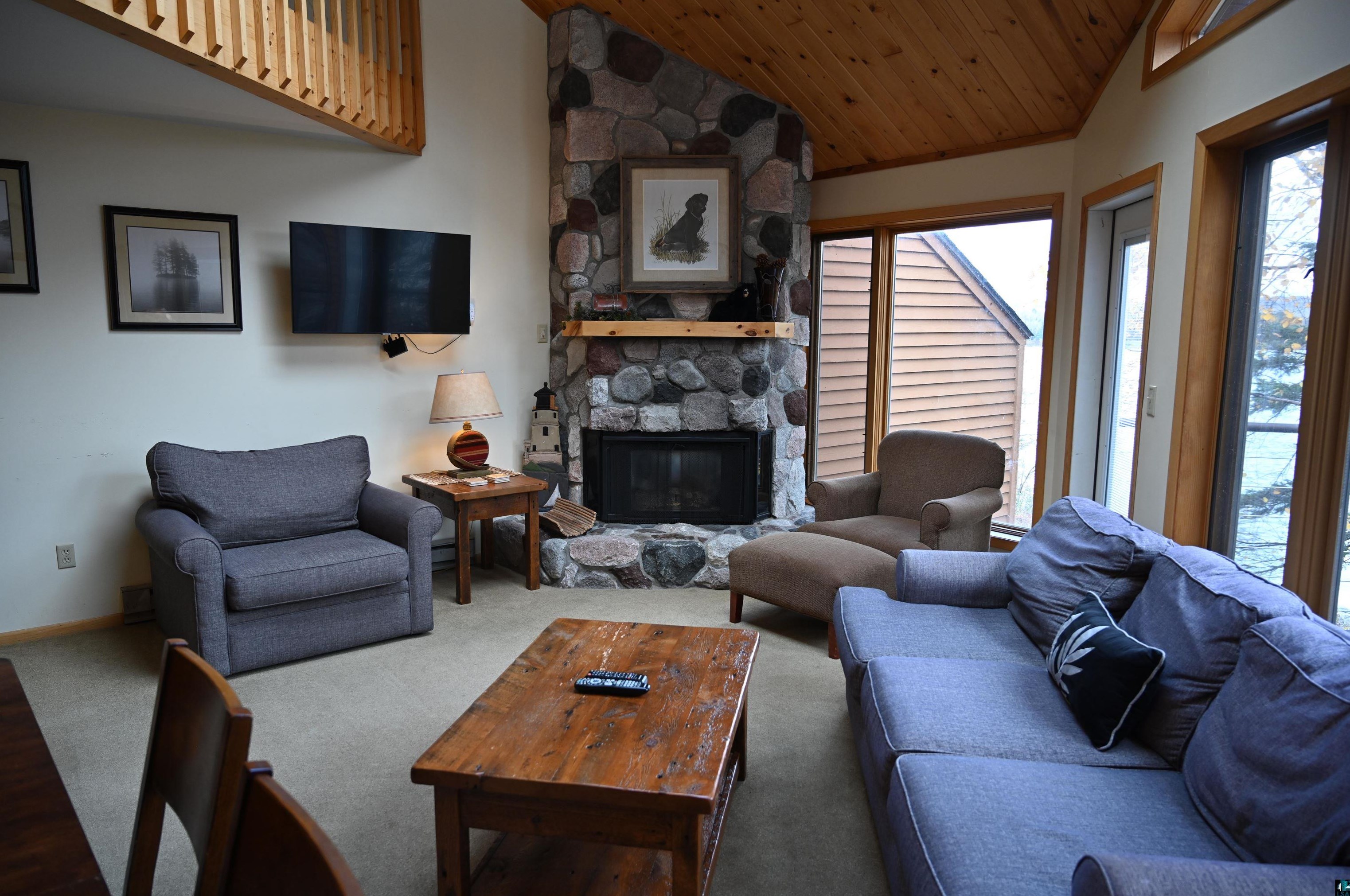 1621 Superior Shores Dr, Two Harbors, MN 55616
