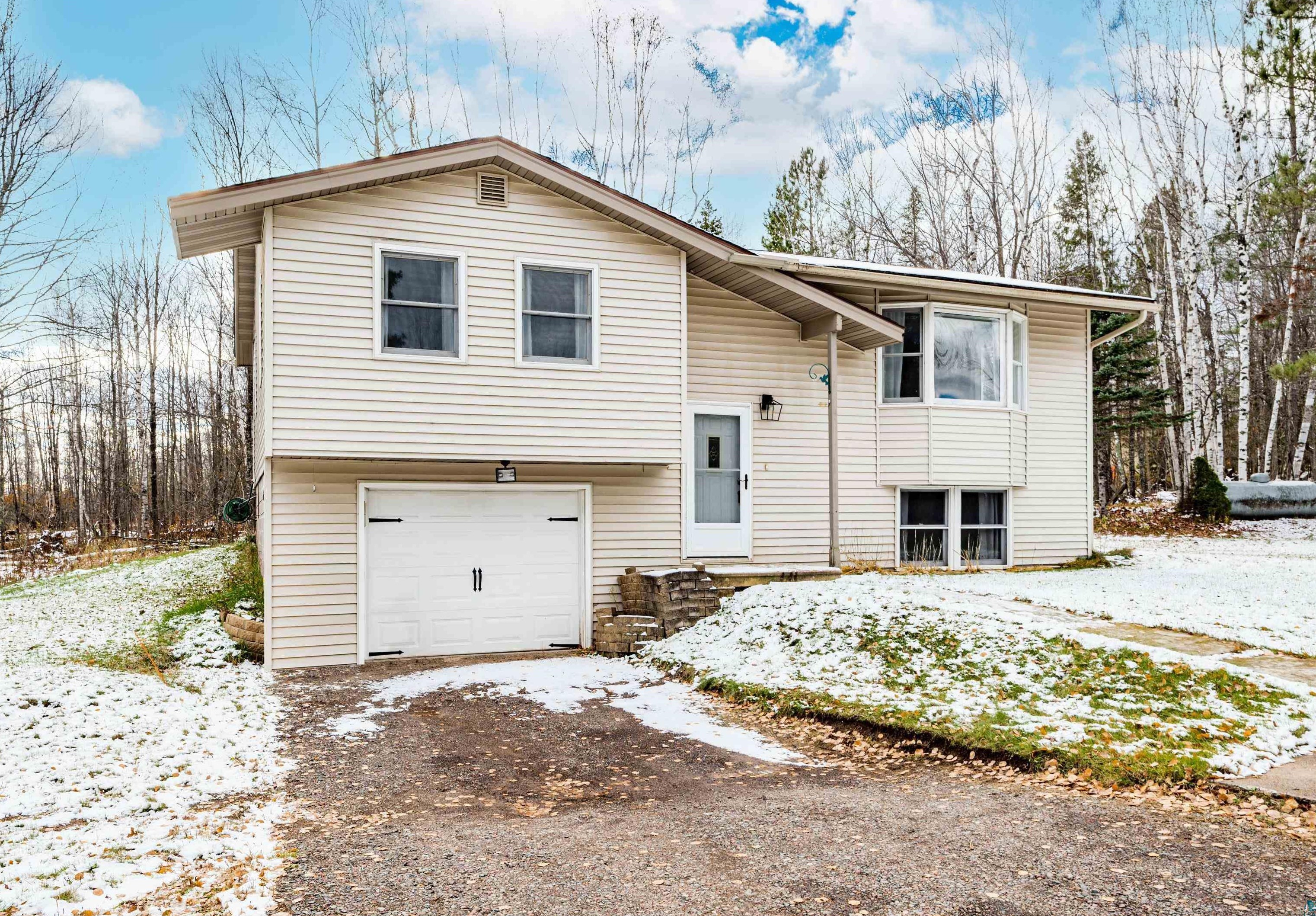 3808 Rehbein Rd, Duluth, MN 55803