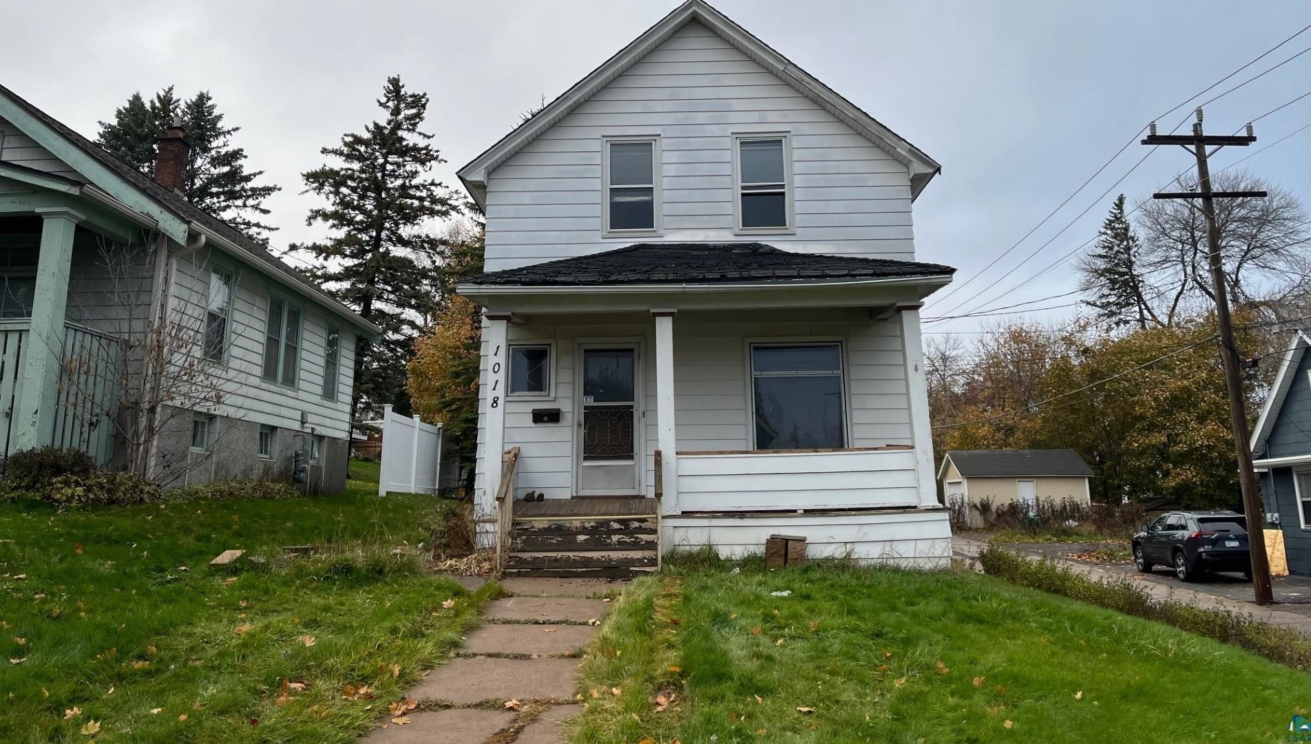 1018 N 10th Ave E, Duluth, MN 55805
