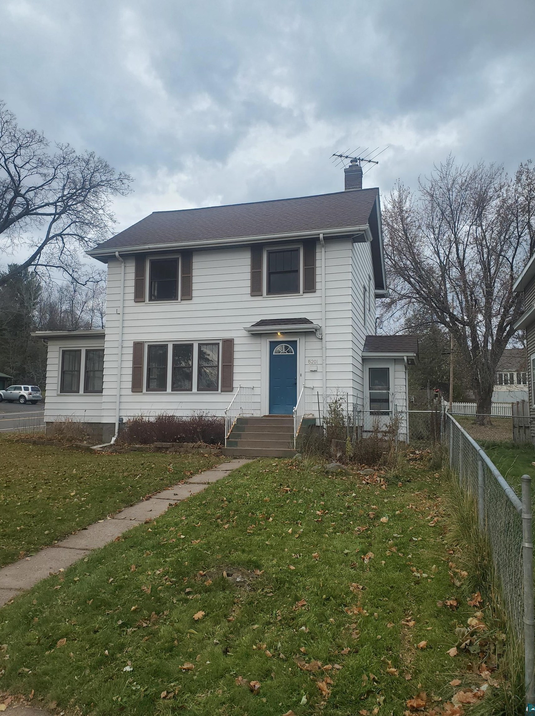 5201 Otsego St, Duluth, MN 55804