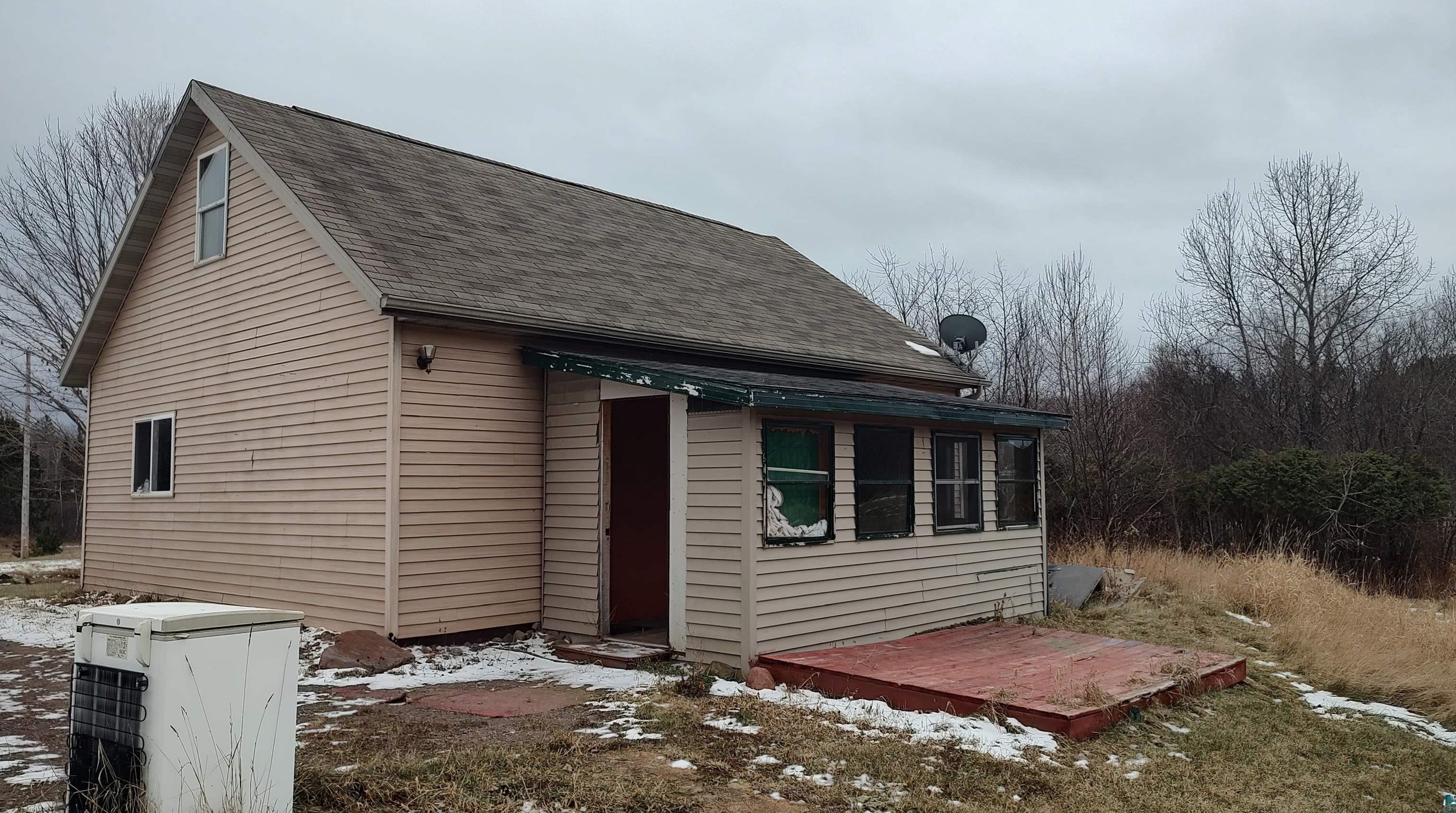 6277 N Tischer Rd, Duluth, MN 55804