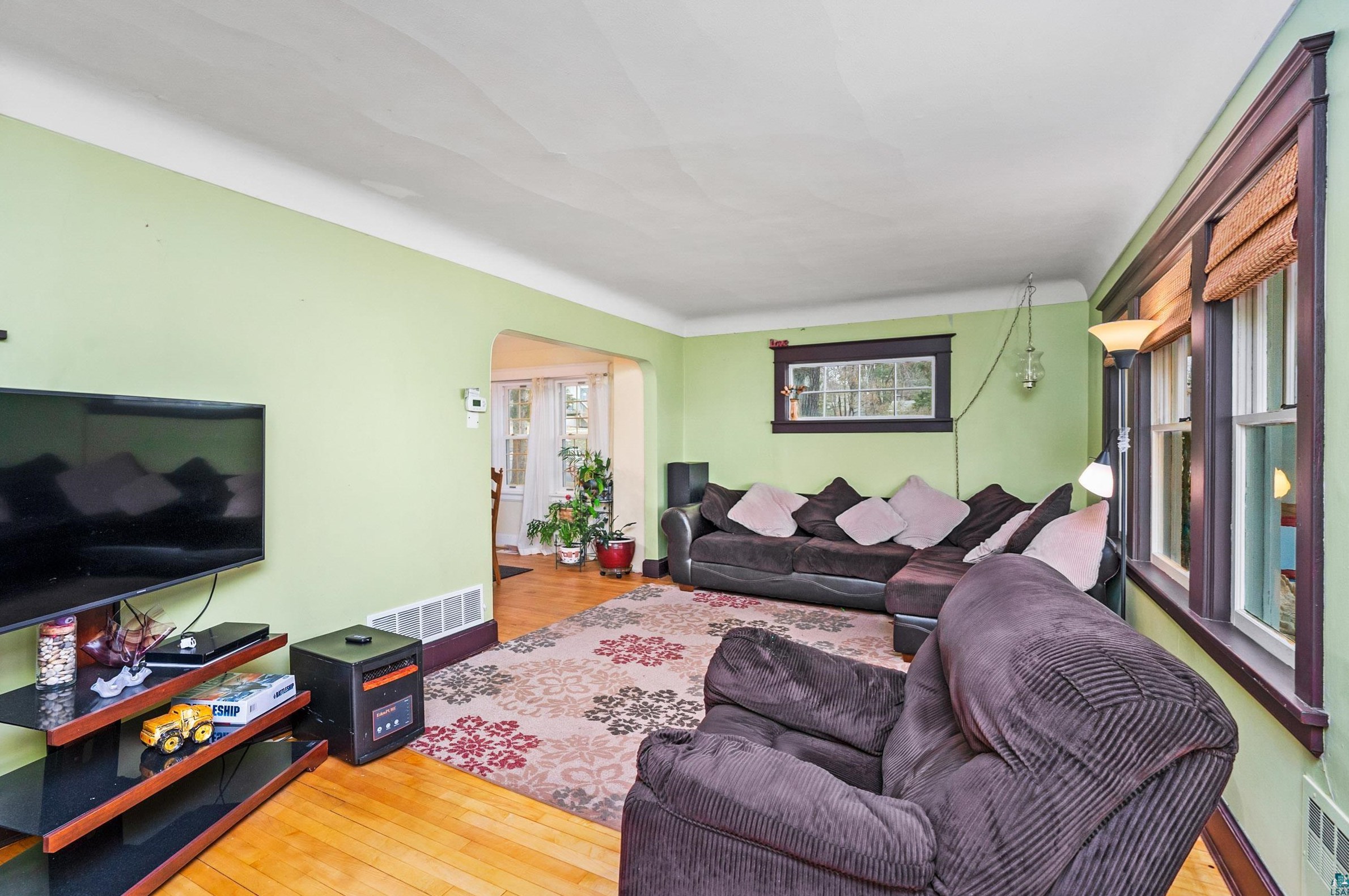 4932 Dodge St, Duluth, MN 55804