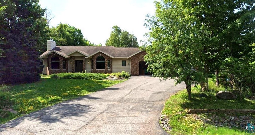 5020 Jonan Dr, Duluth, MN 55811