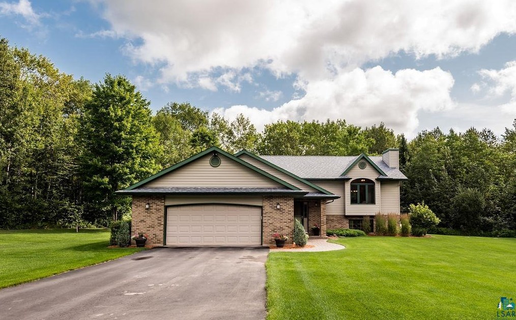 4456 Midway Rd, Duluth, MN 55811