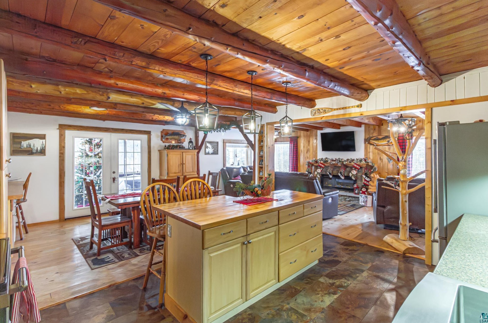 2210 Echo Trl, Ely MN  55731-8158 exterior