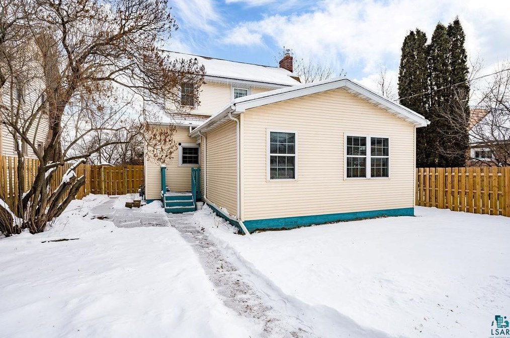 4709 4th St, Duluth MN  55807-2032 exterior