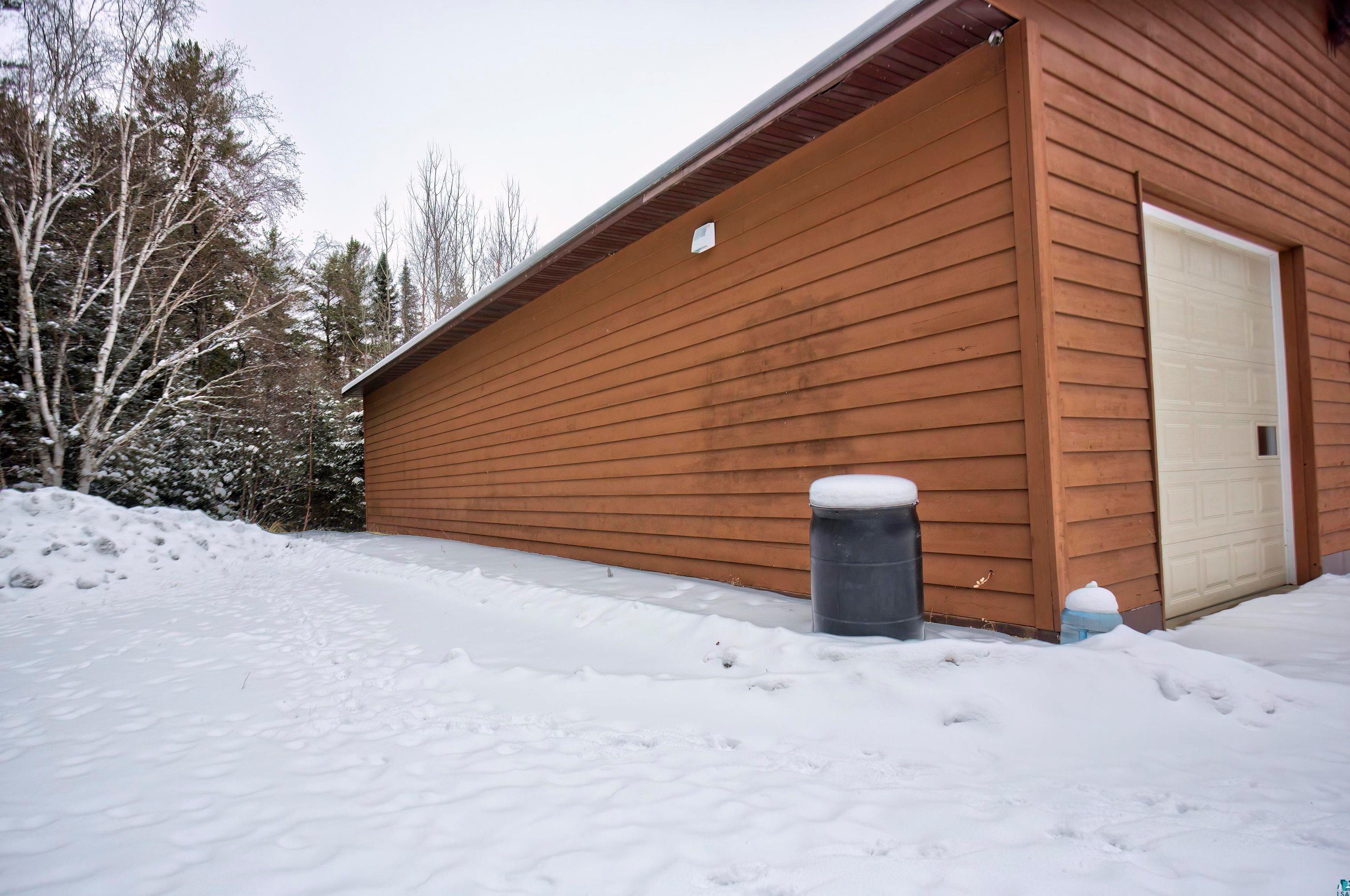 1543 Hwy 1, Ely MN 55731-8211 exterior