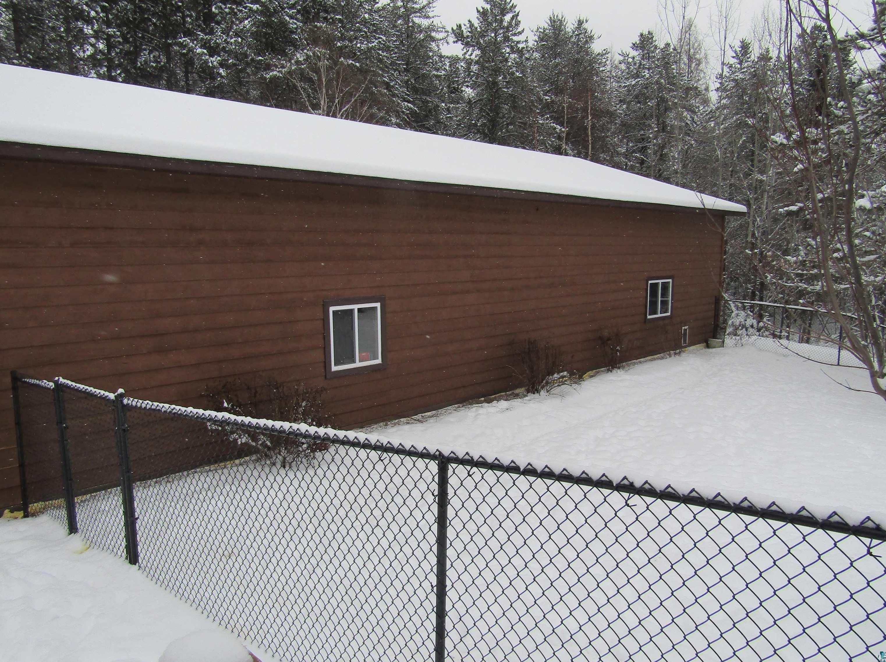 1543 Hwy 1, Ely MN 55731-8211 exterior