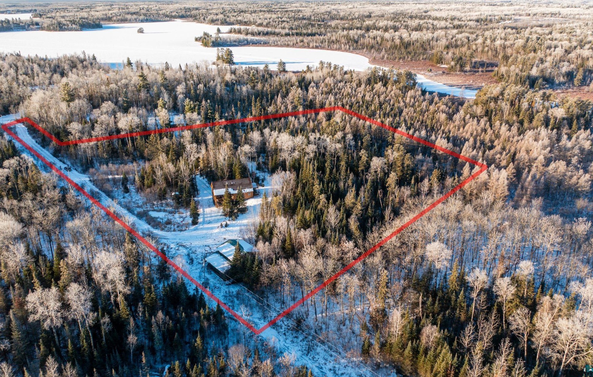 1247 Wolf Den Dr, Ely, MN 55731