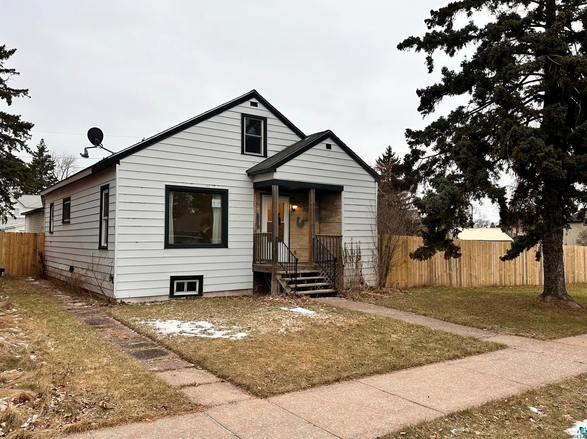 405 5th Ave, Lac Du Flambeau Reservation, WI 54806-1807
