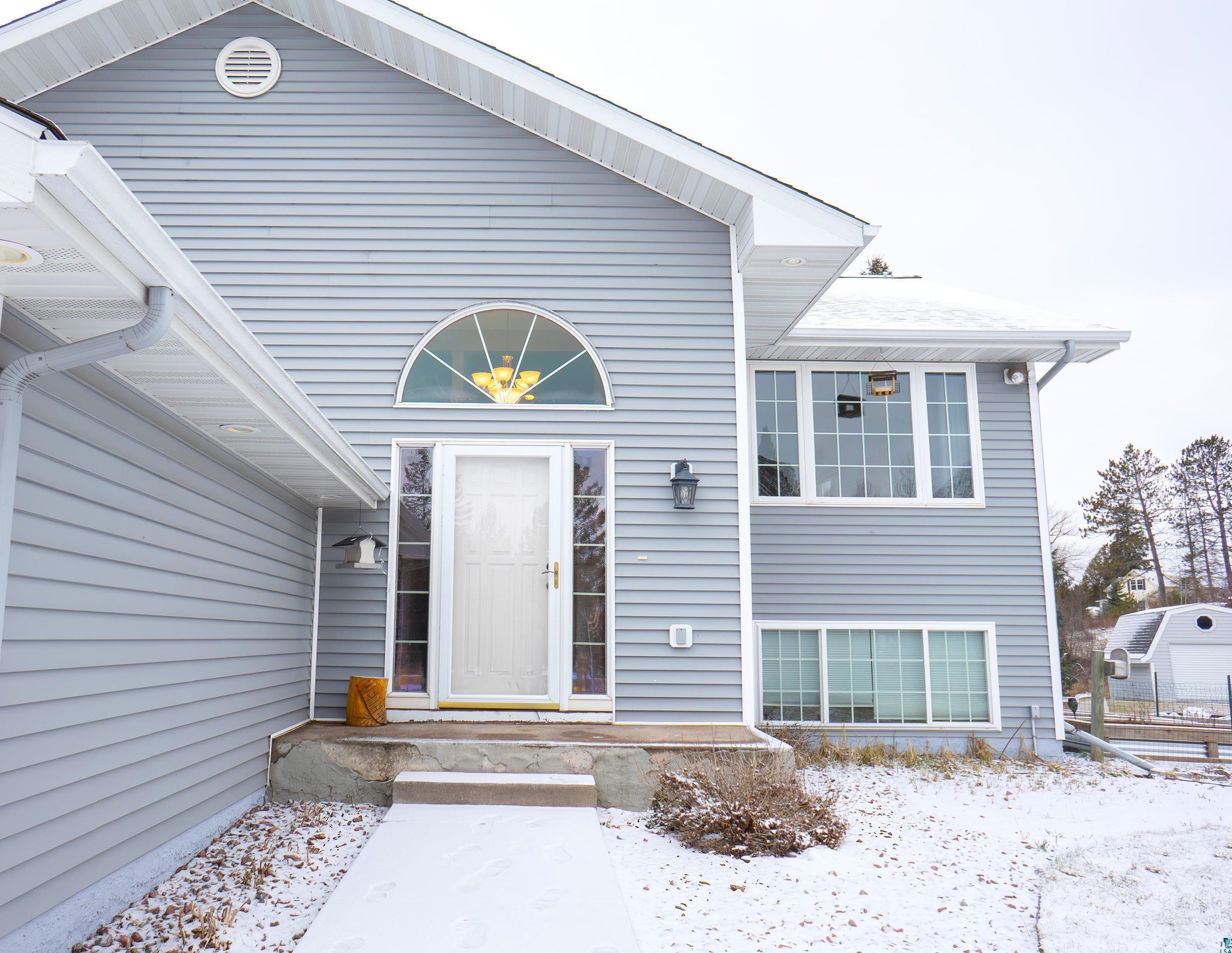 195 Prairie Ln, Esko, MN 55733