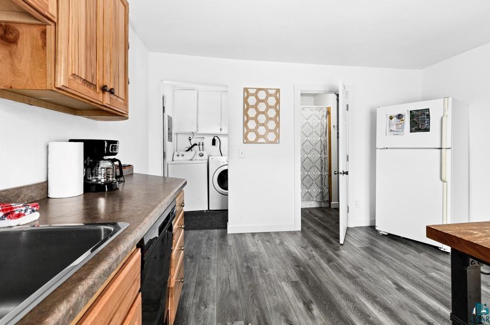 724 7th Ave, Two Harbors MN  55616-1456 exterior