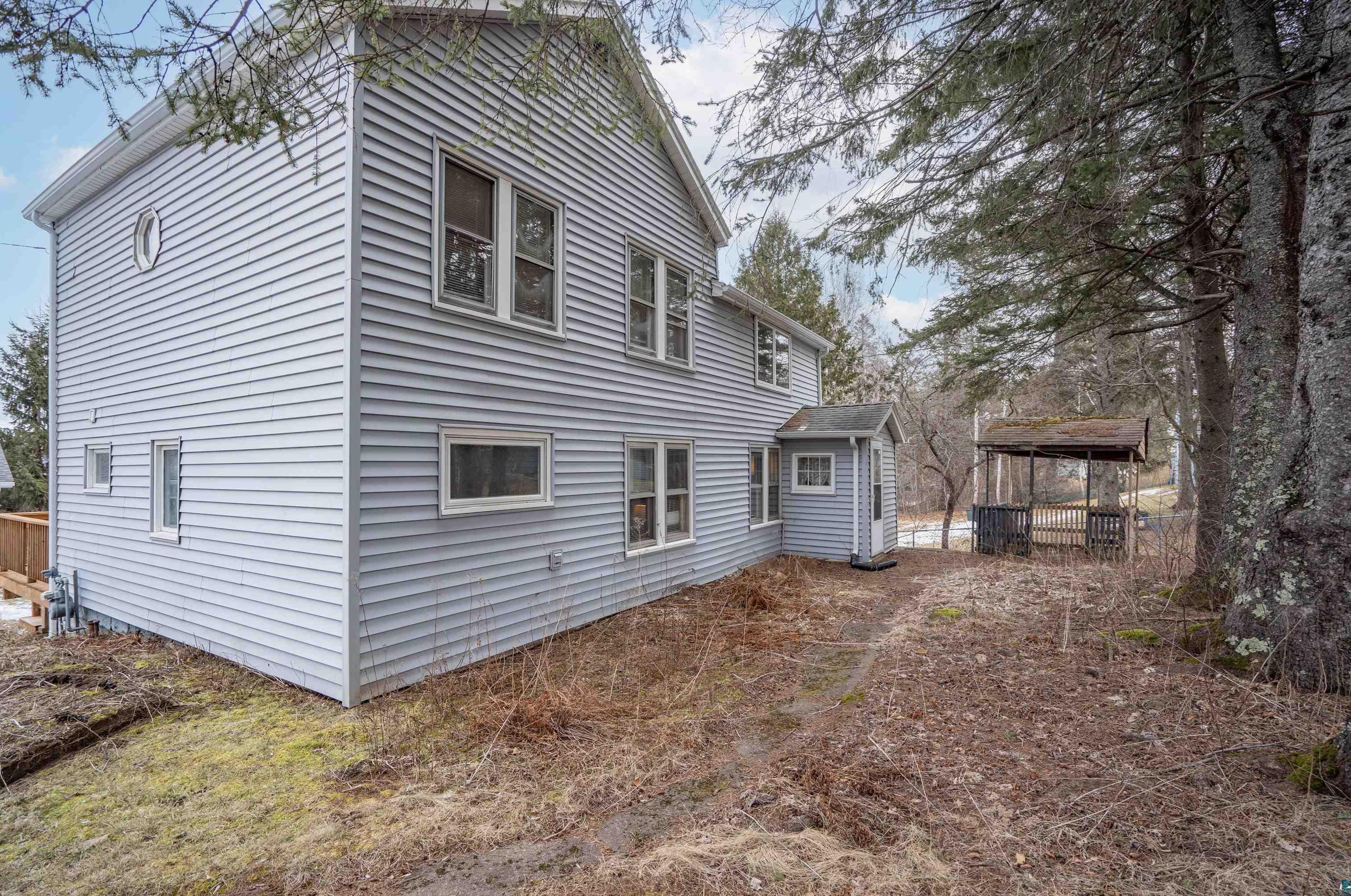 3810 Decker Rd, Duluth MN  55811-3828 exterior