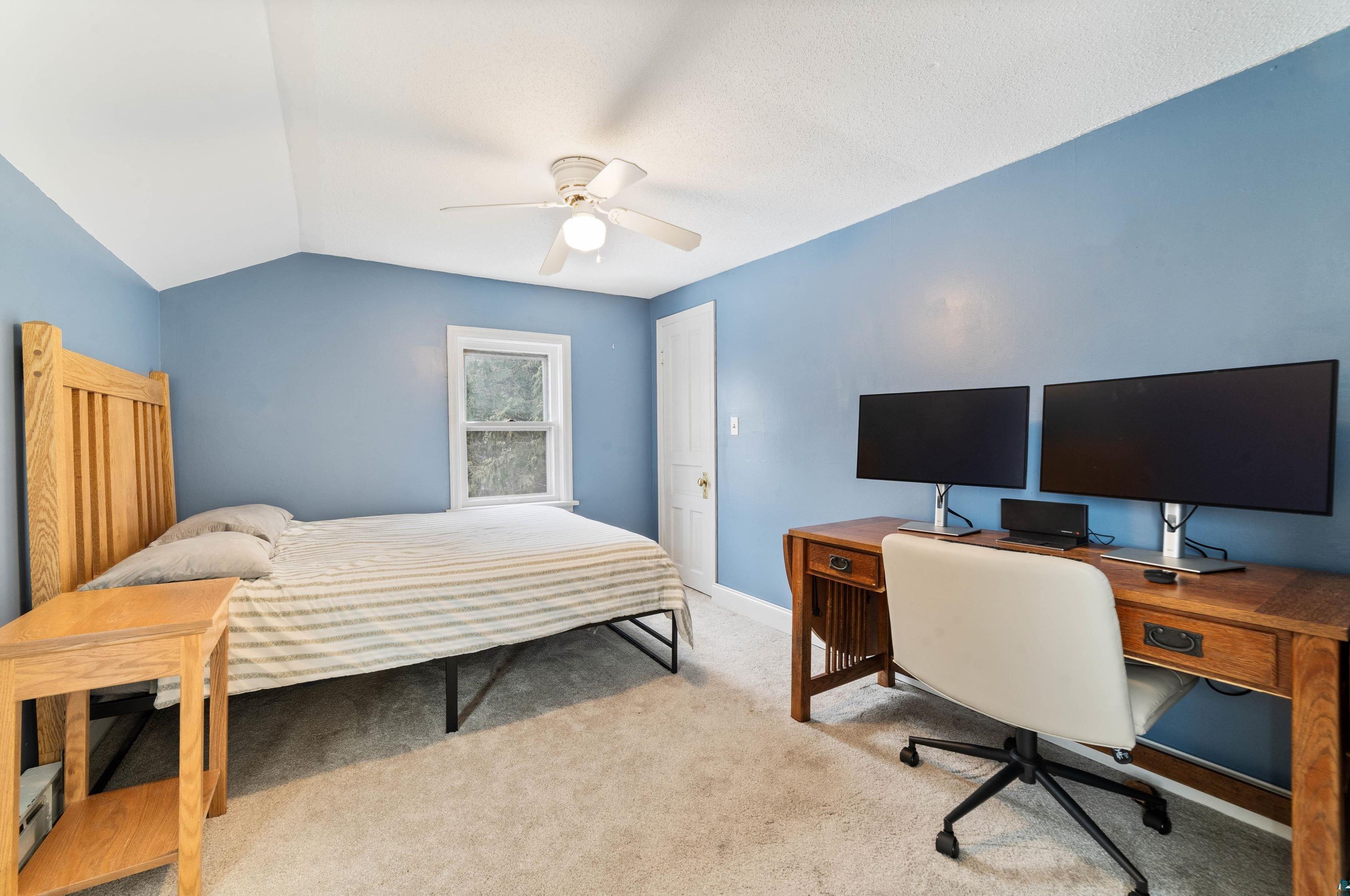 3810 Decker Rd, Duluth MN  55811-3828 exterior