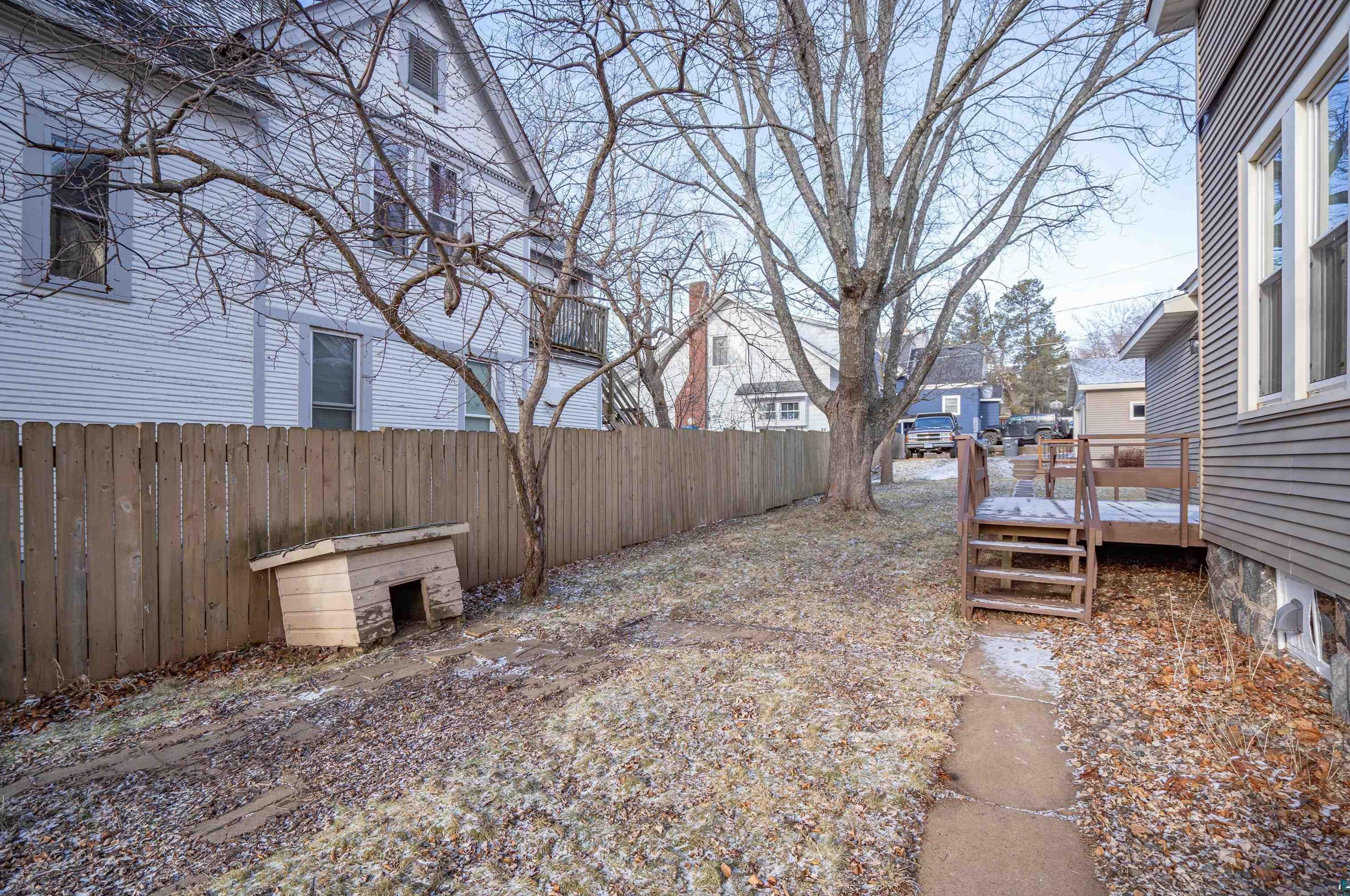 1607 5th St, Duluth MN  55812-1204 exterior