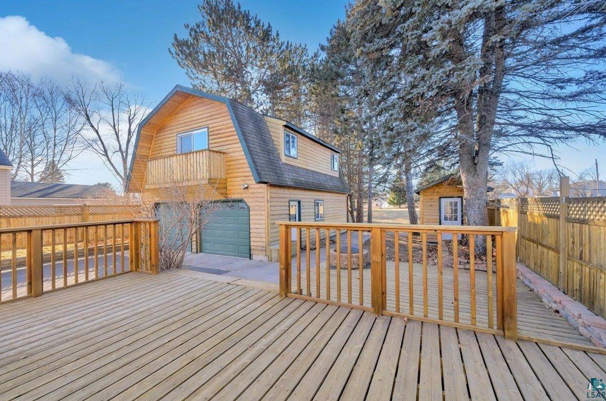 307 22nd St, Scanlon MN  55720-2126 exterior