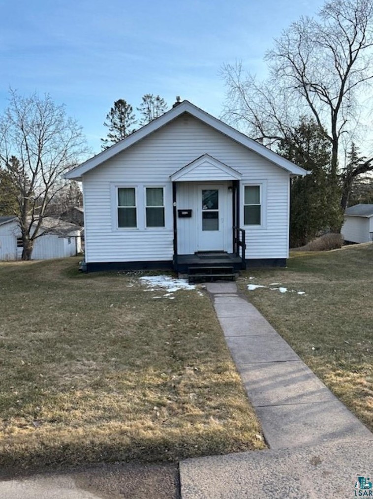 4412 Jay St, Duluth, MN 55804-1458