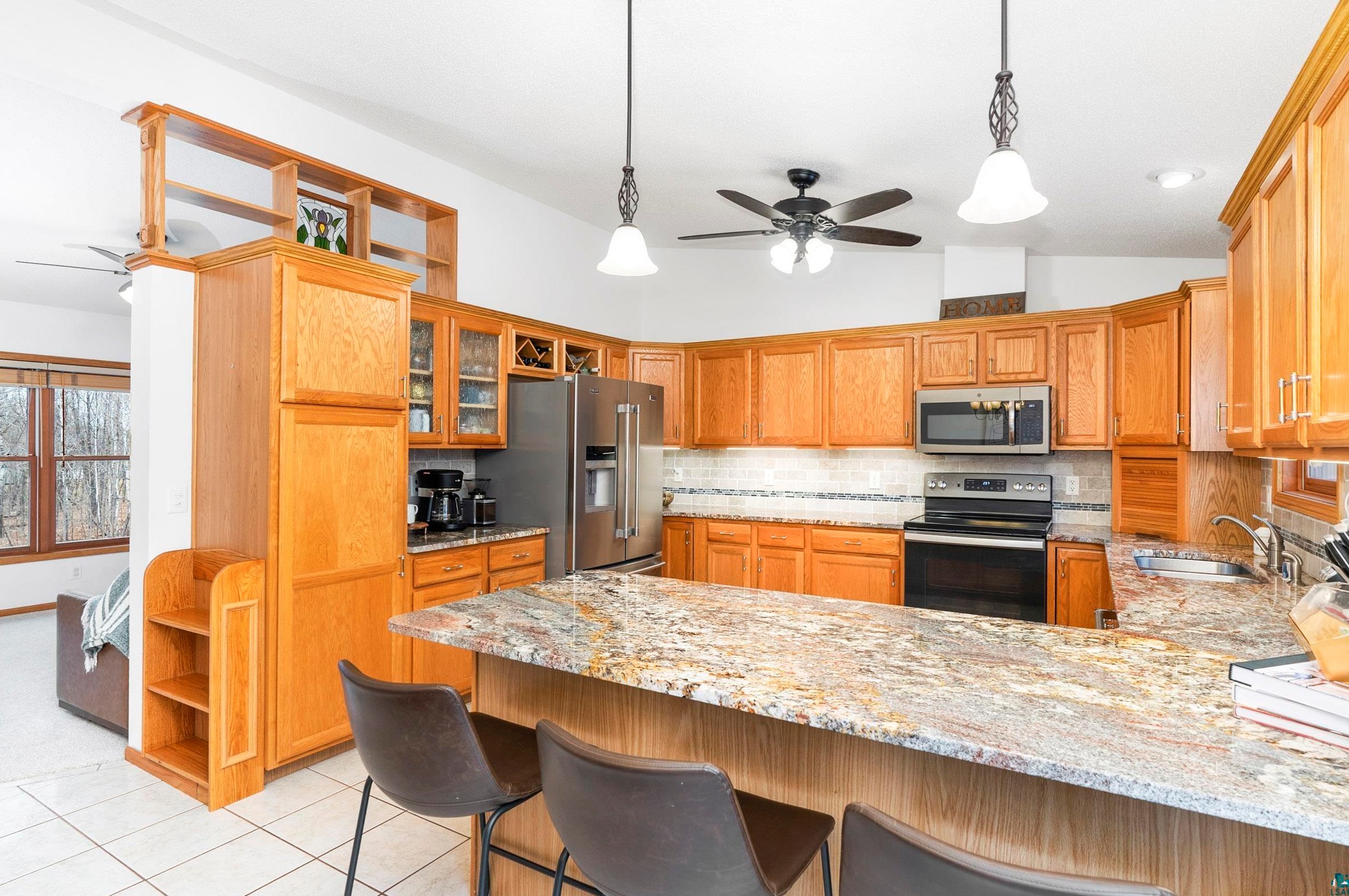 2311 Portage Dr, Duluth MN  55811-5802 exterior