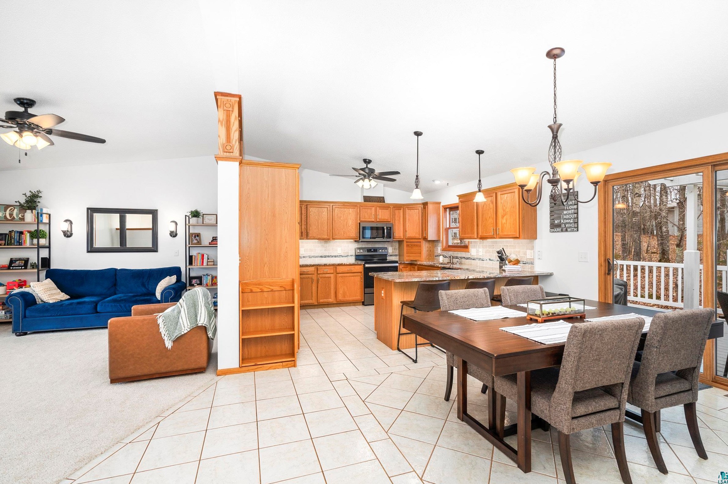 2311 Portage Dr, Duluth MN  55811-5802 exterior