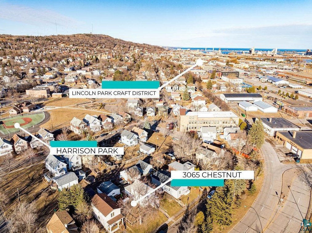 3065 Chestnut St, Duluth, MN 55806-1709