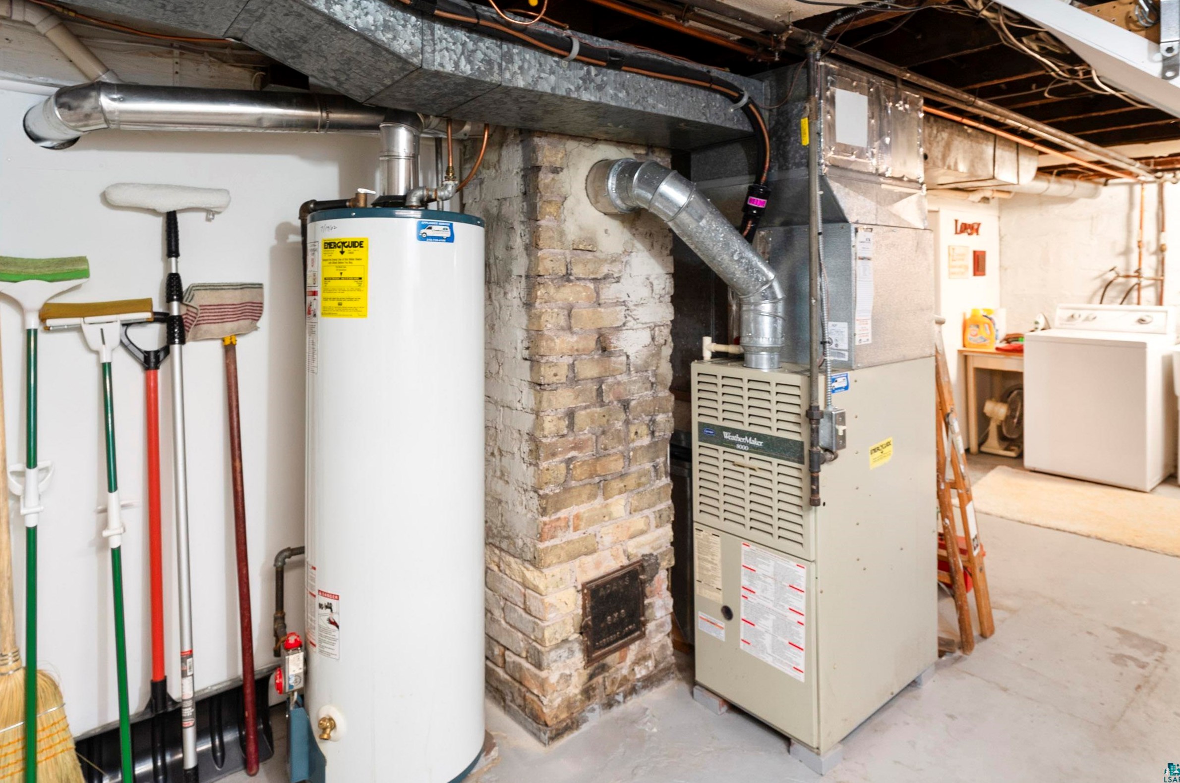 4018 4 St, Duluth MN 55805-1730 exterior